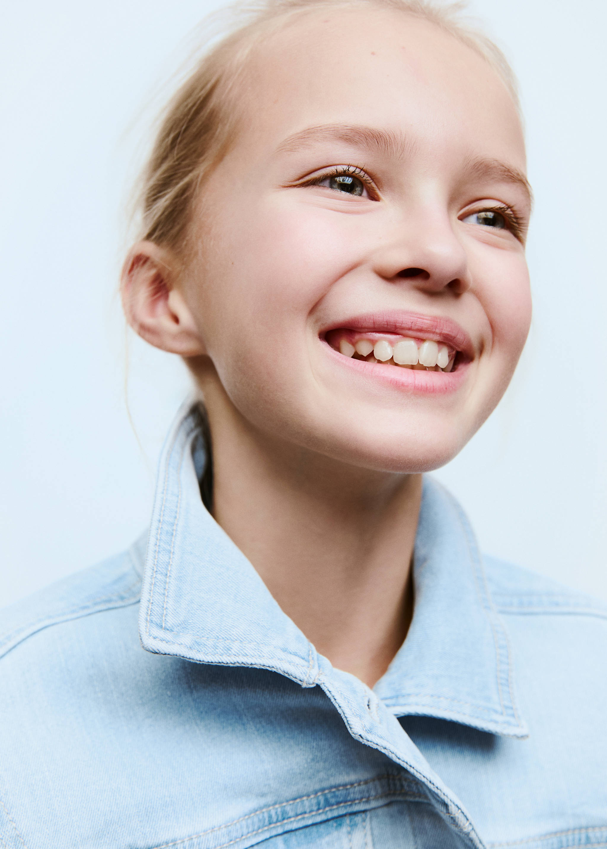 Denim jacket - Details of the article 1