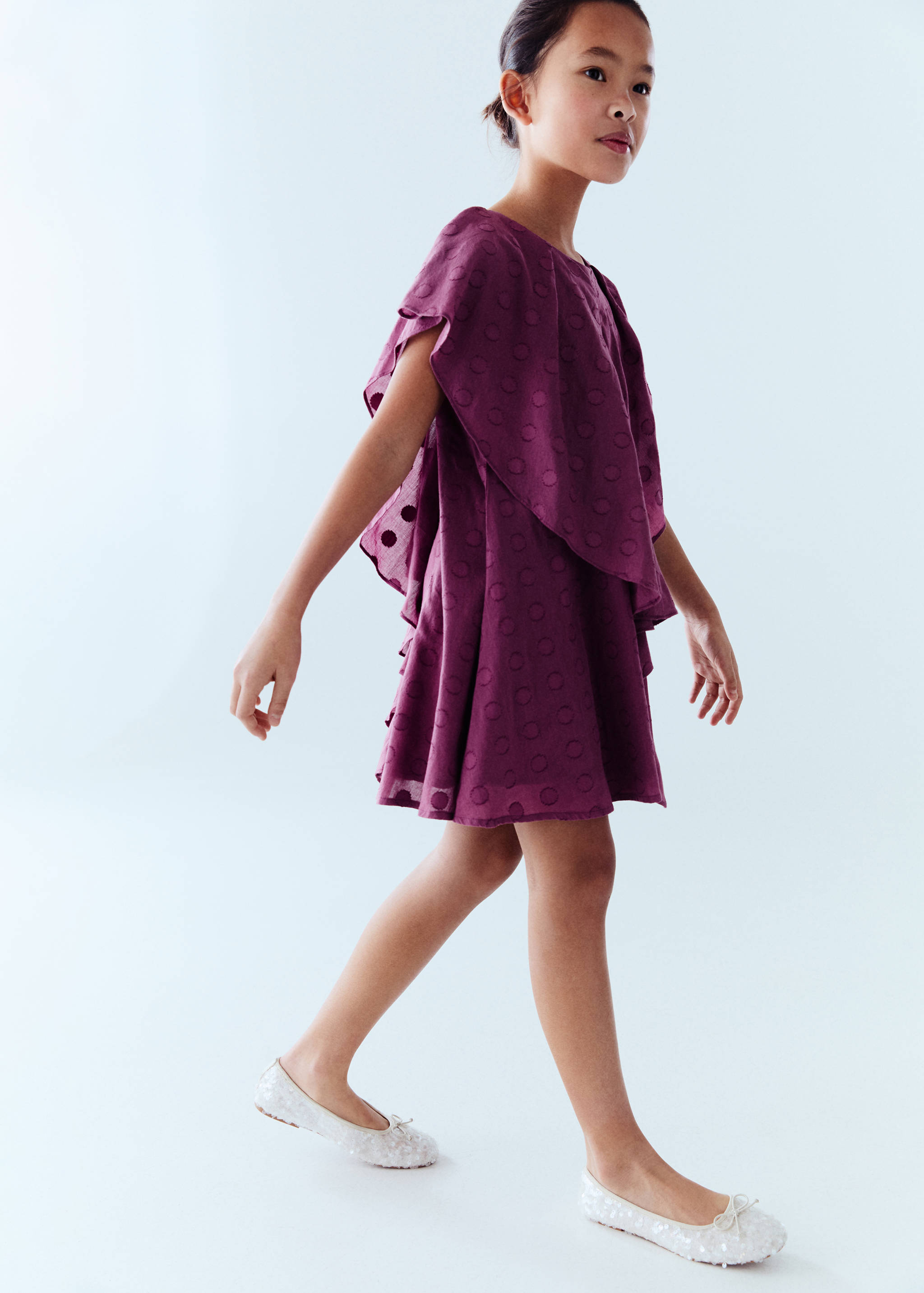 Polka-dot dress with ruffles - Details of the article 5