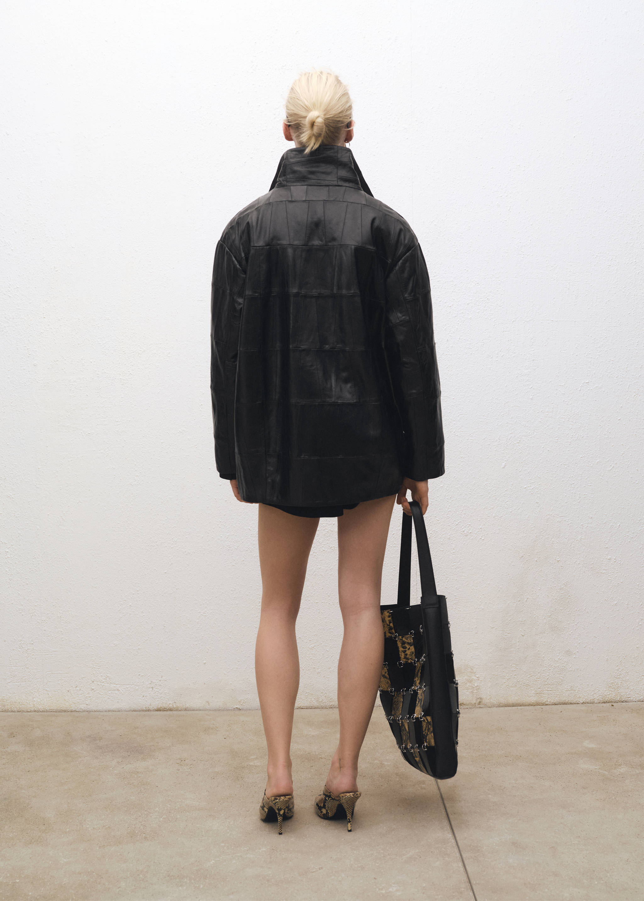 Oversized patchwork leather coat - Reverse of the article