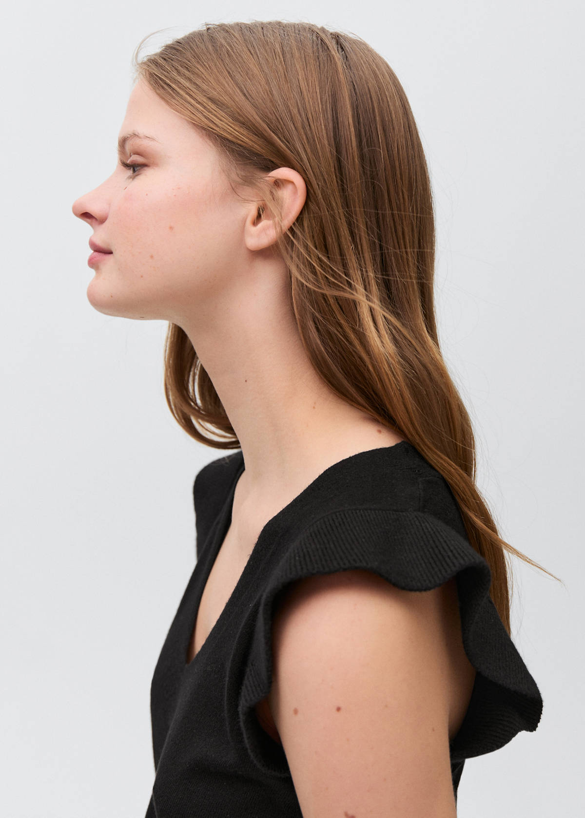 V-neck top — Black