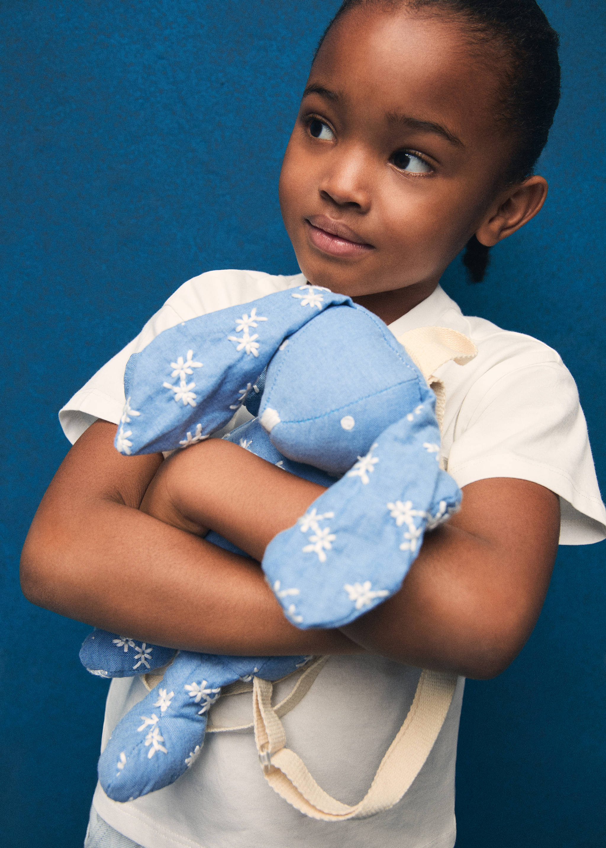 Mochila de coelhinho - Plano geral