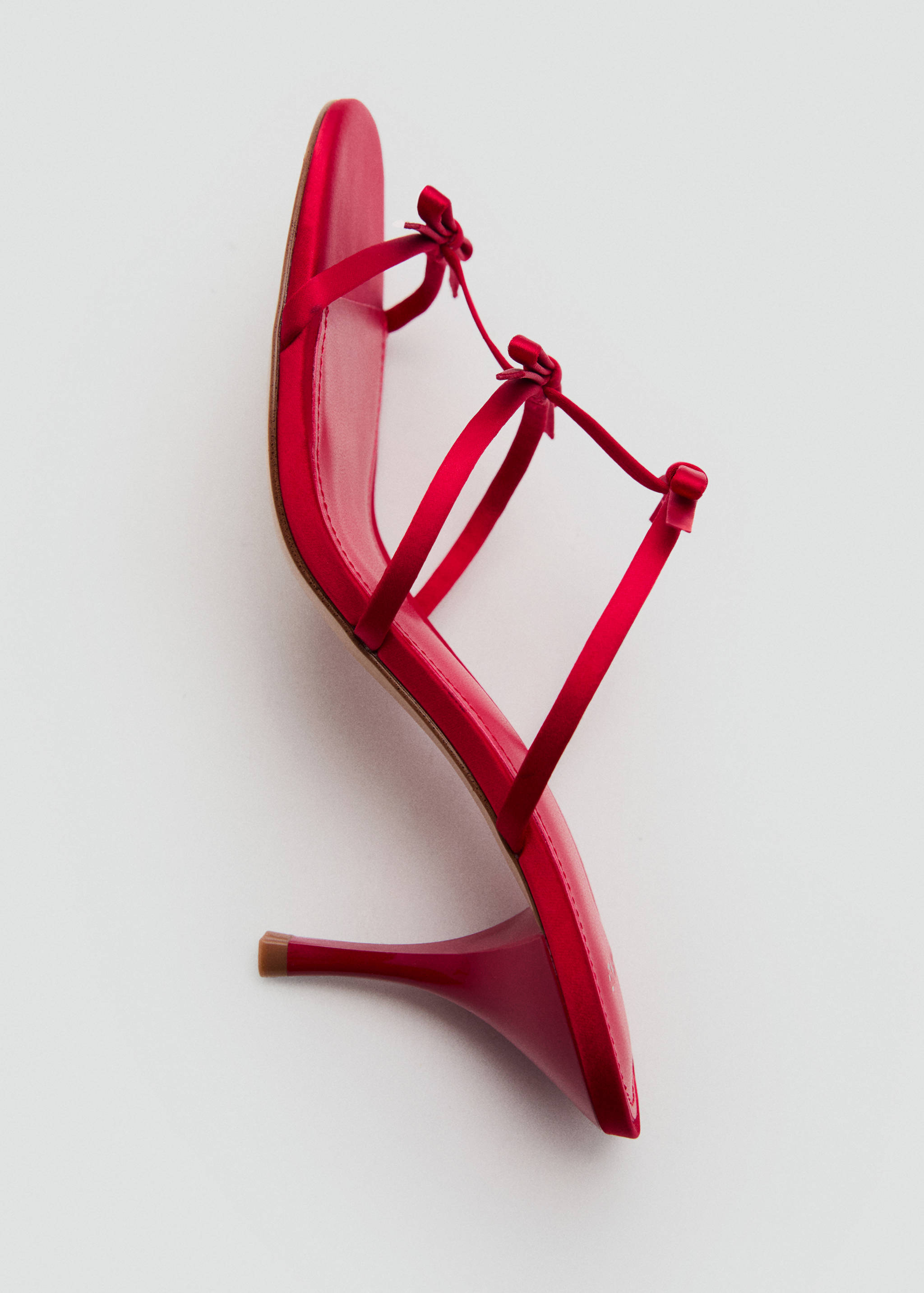 Strappy heeled sandals with bow detail - Details of the article 1