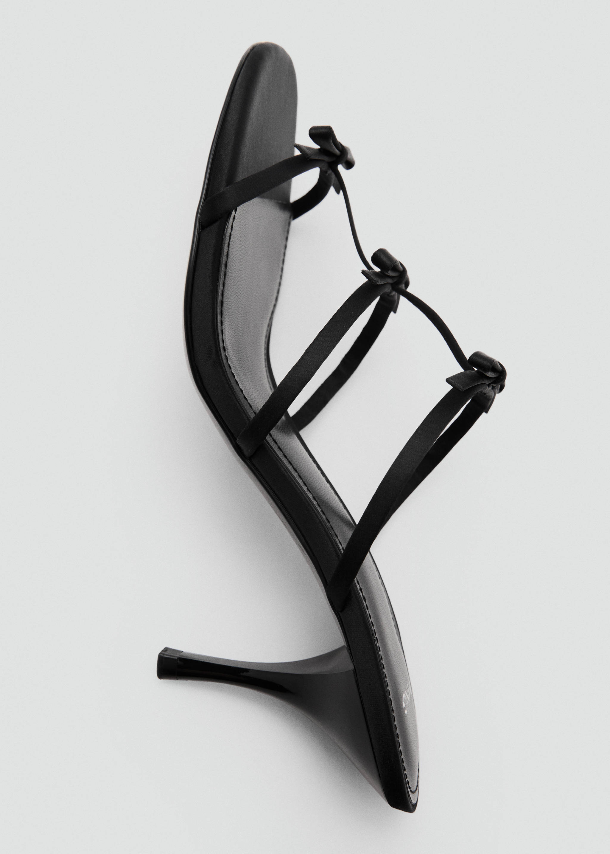 Strappy heeled sandals with bow detail - Details of the article 1