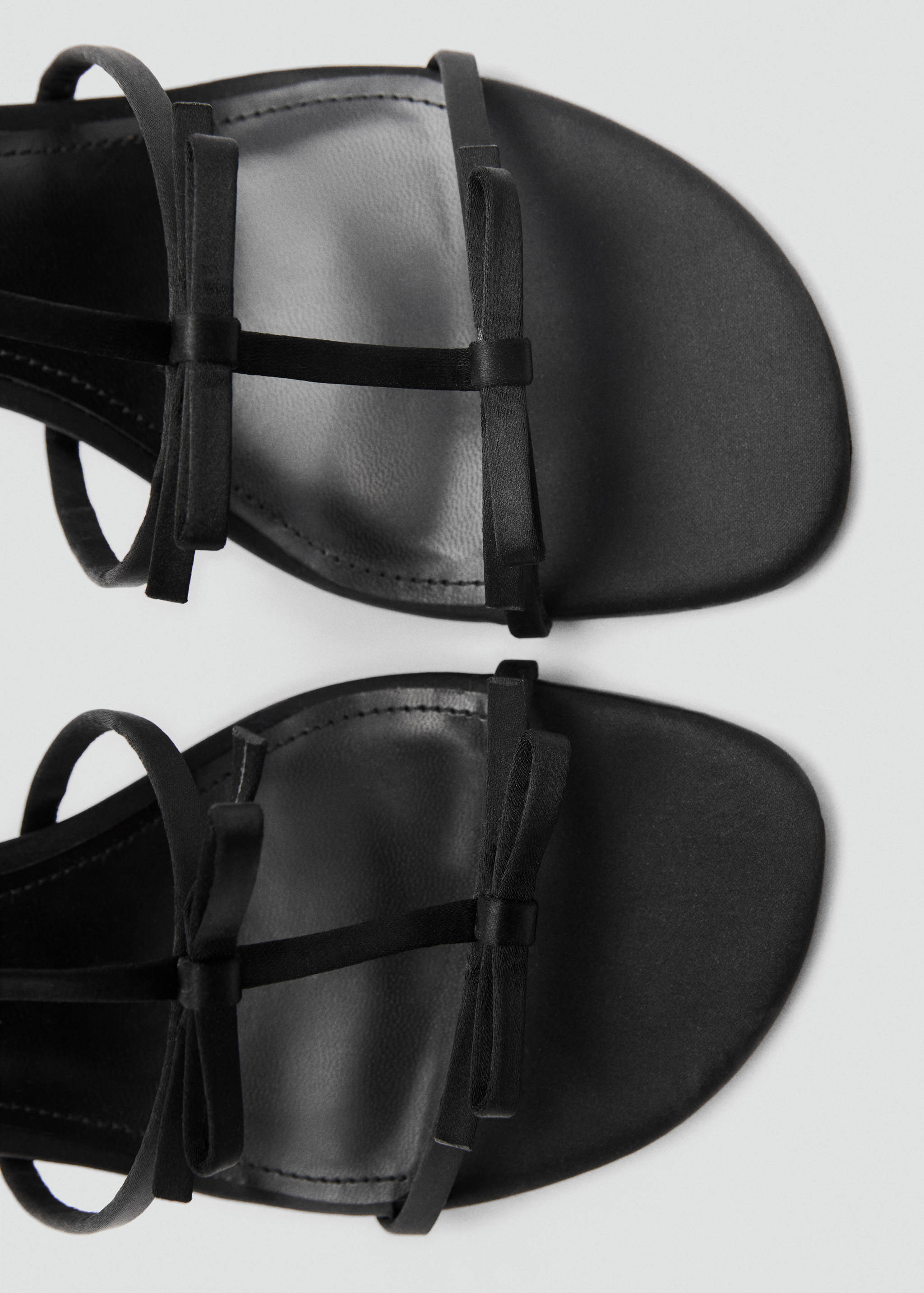 Strappy heeled sandals with bow detail - Details of the article 3