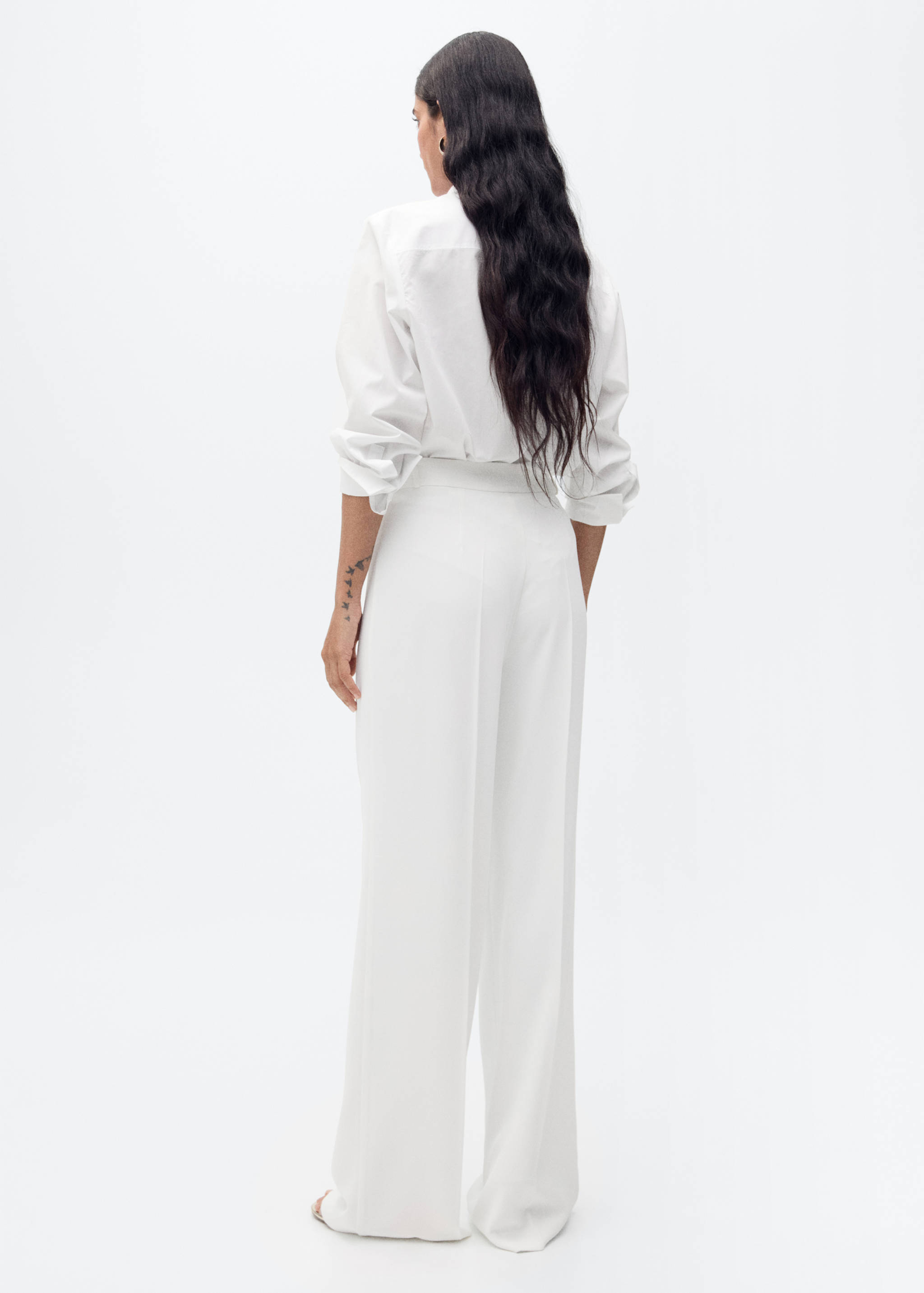 Wide leg suit pants - Reverse of the article