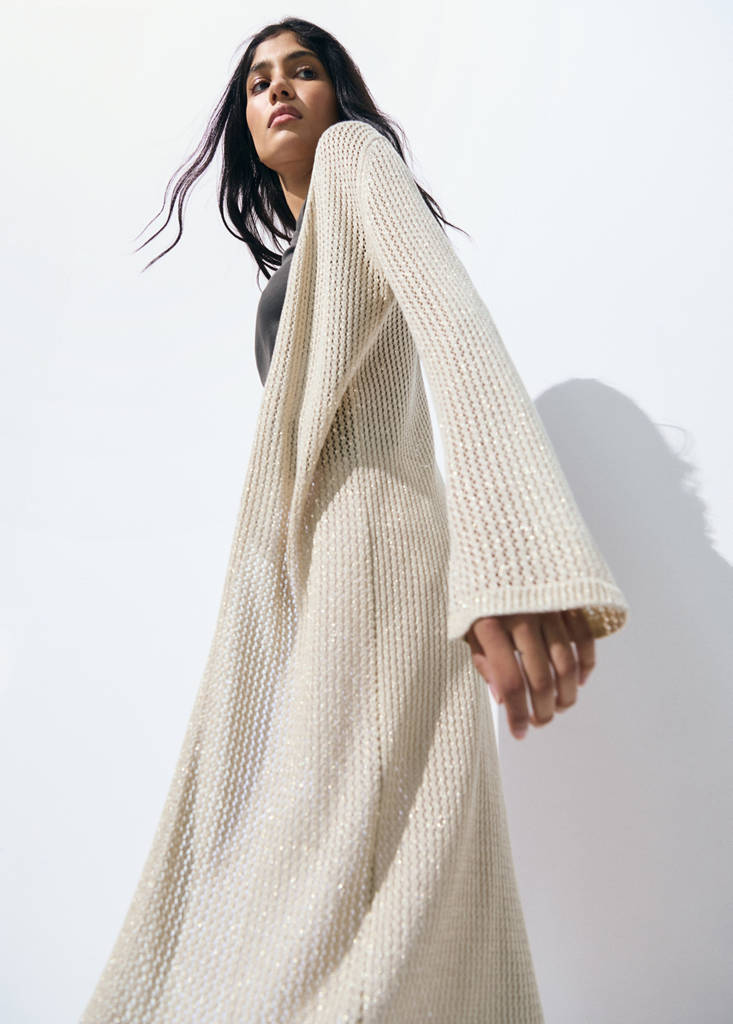 Long openwork knitted cardigan — Gold