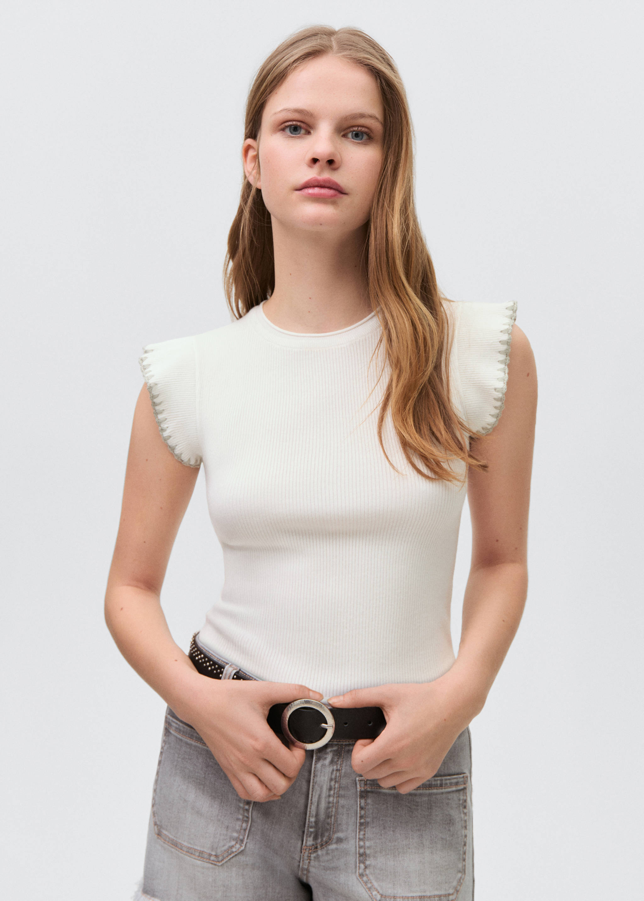 Top mit Volantdetail - Mittlere Ansicht