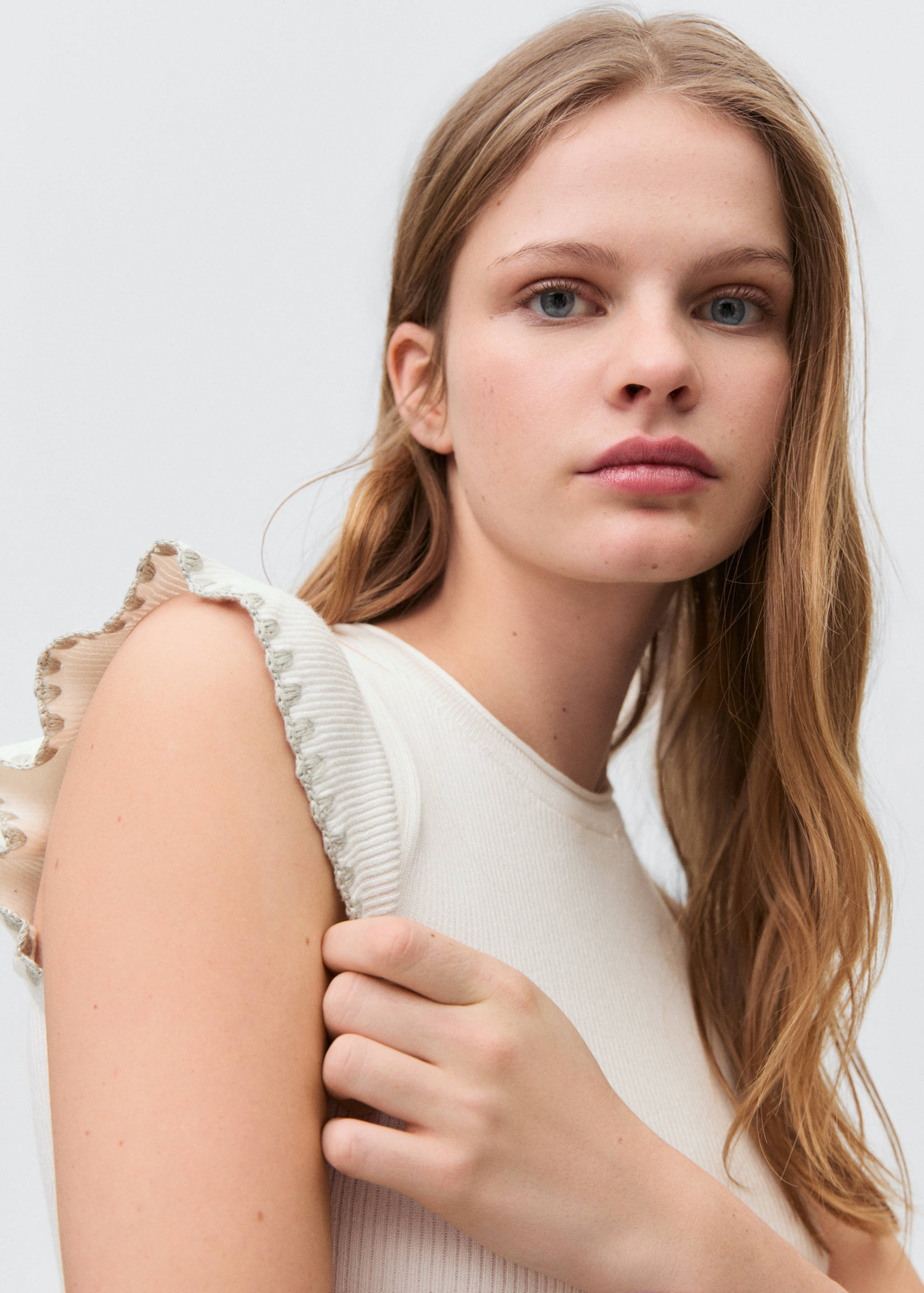 Top mit Volantdetail - Detail des Artikels 1