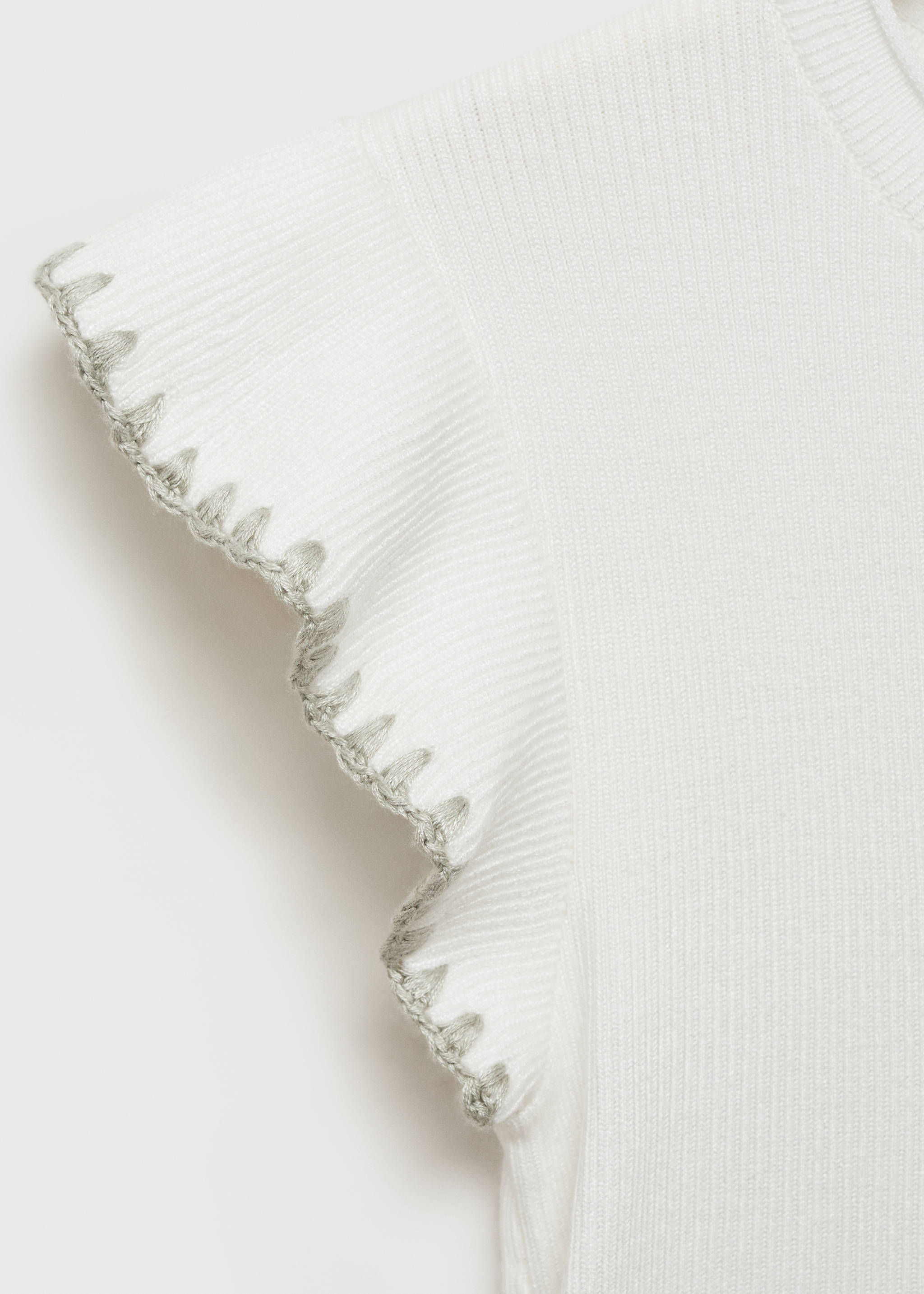 Top mit Volantdetail - Detail des Artikels 8