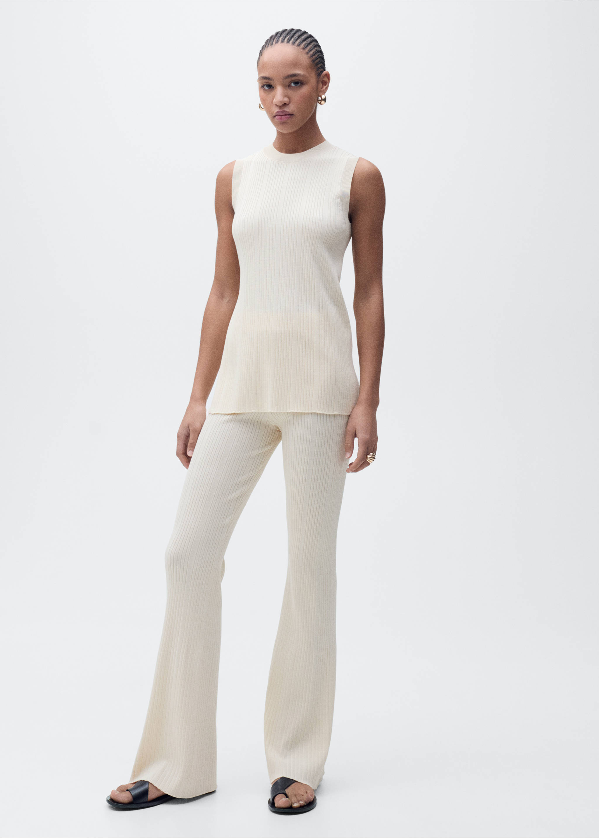 Ribbed top with openings - General plane, Ecru. Ref: 87075748-00.