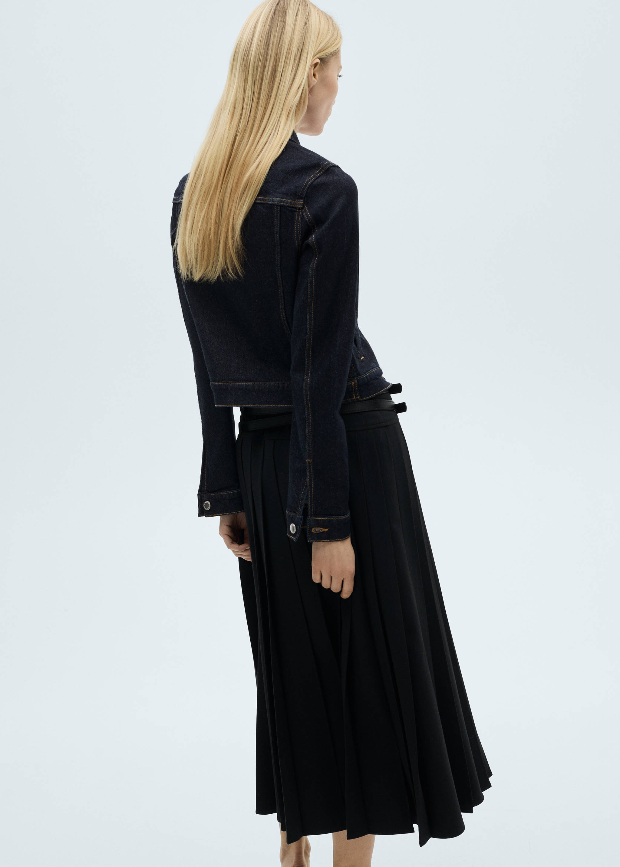 Casaco de ganga com bolsos - Verso do artigo