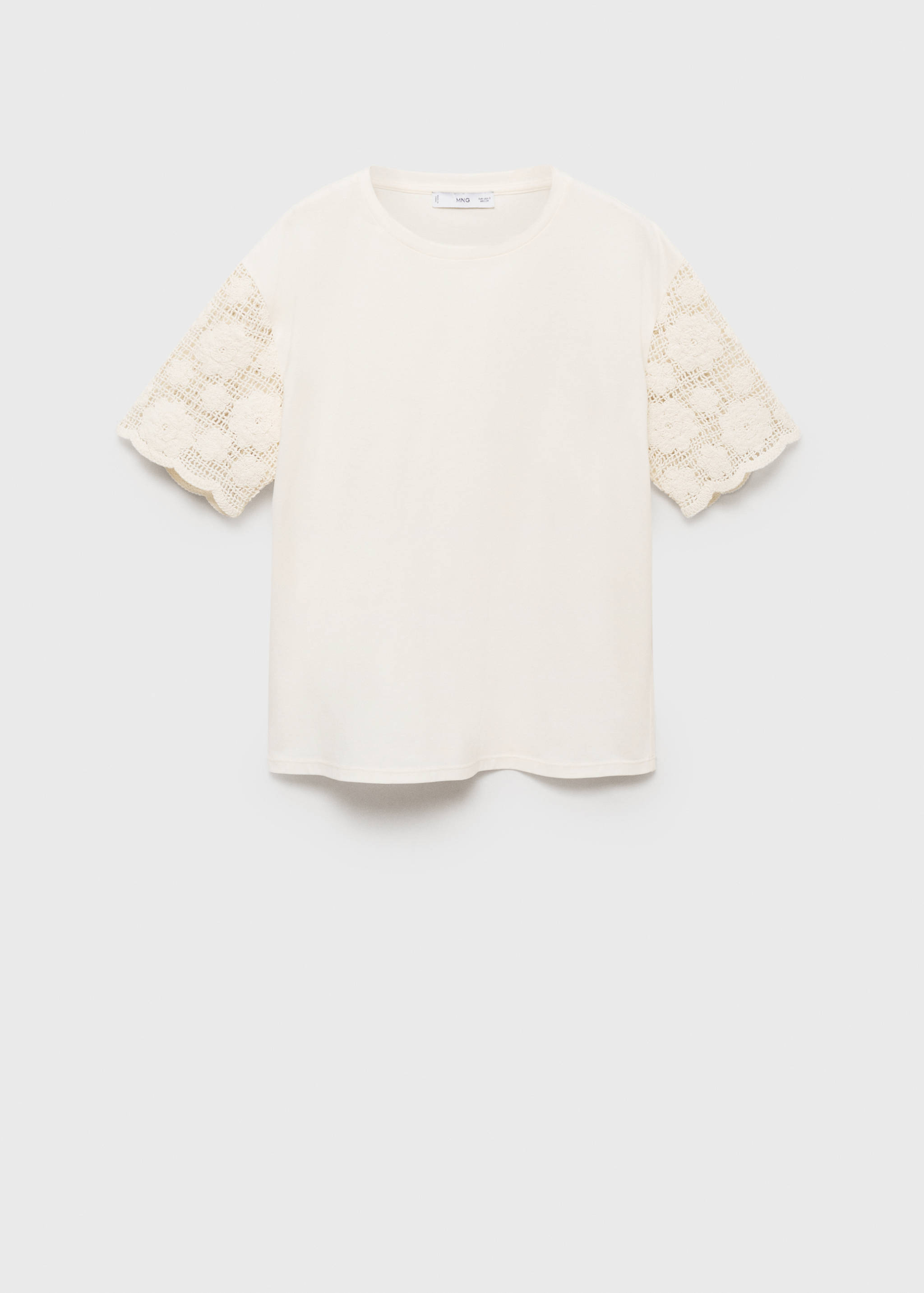 Cotton crochet sleeve t-shirt - Article without model