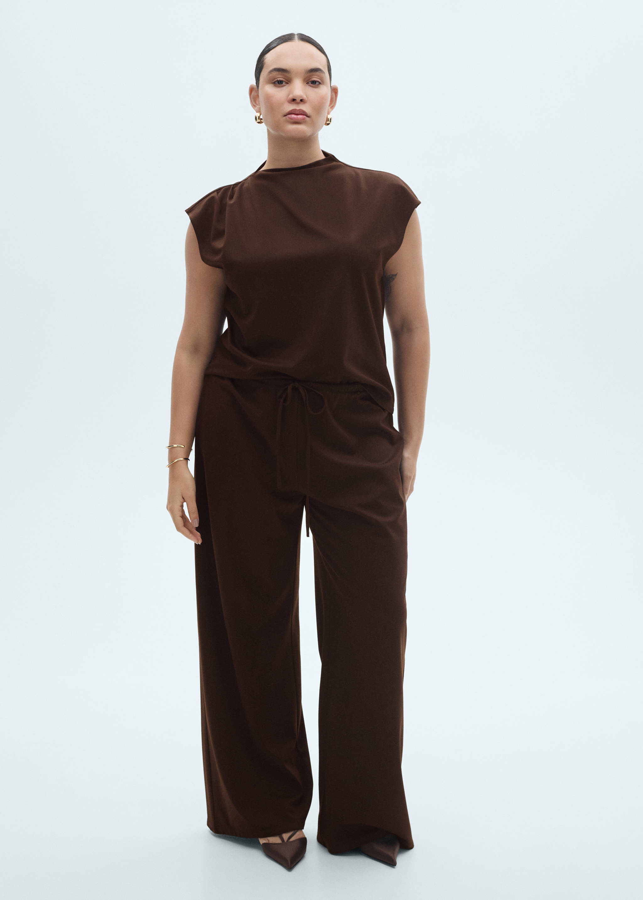 Wide leg trousers with elastic waist - Details of the article 3