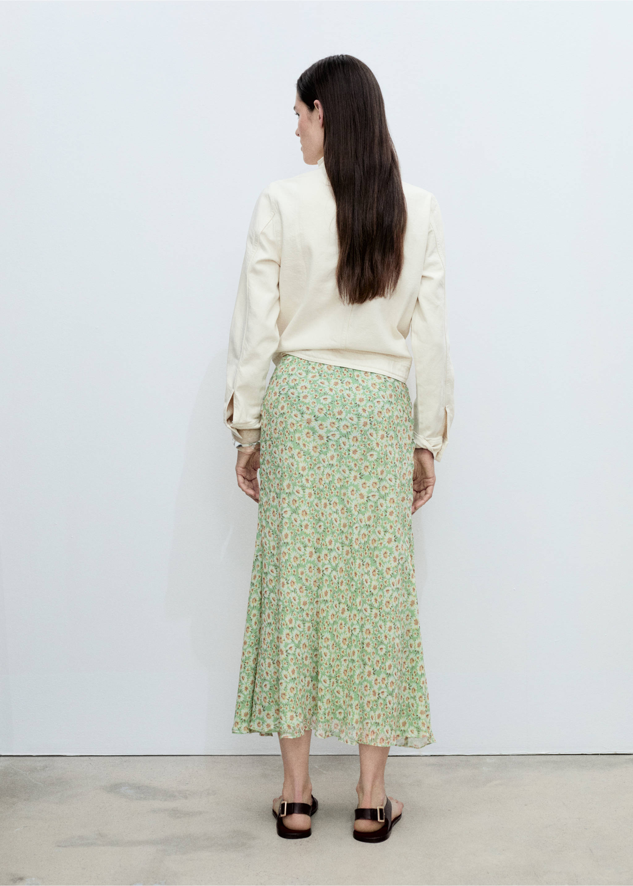 Long floral flared skirt - Reverse of the article, Pastel Green. Ref: 87075757-00.