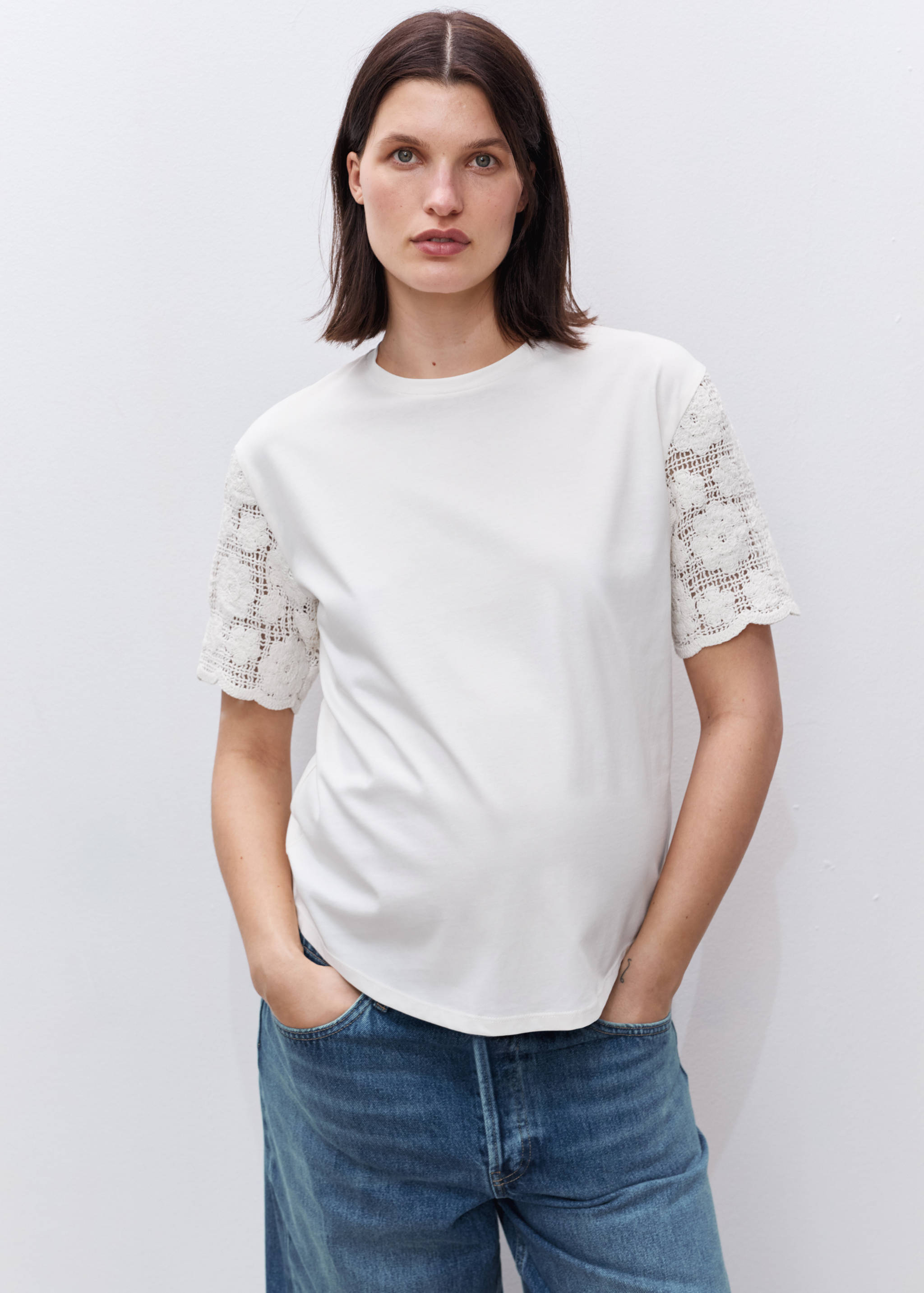 Maternity top with crochet sleeves - Medium plane