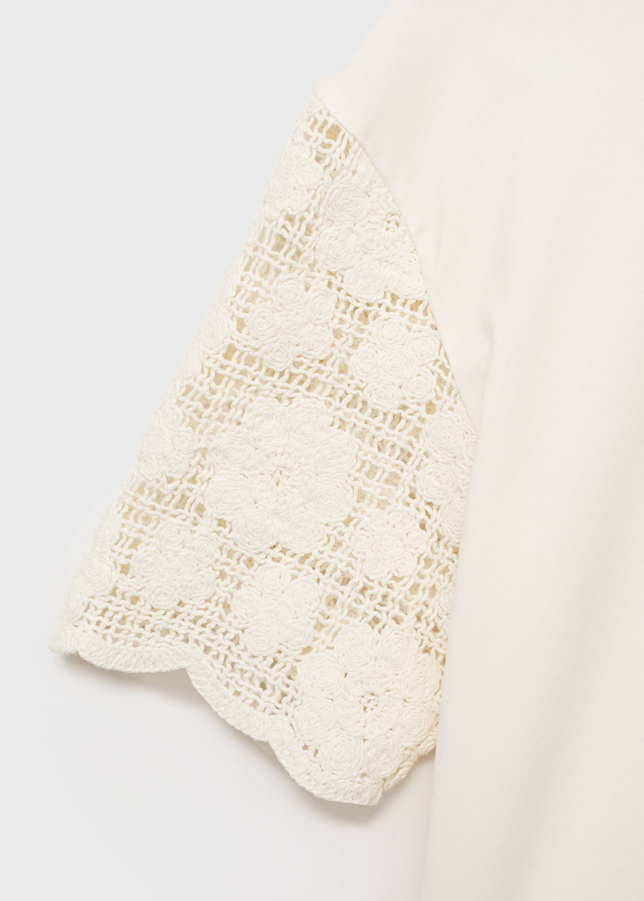 Maternity top with crochet sleeves - Details of the article 0