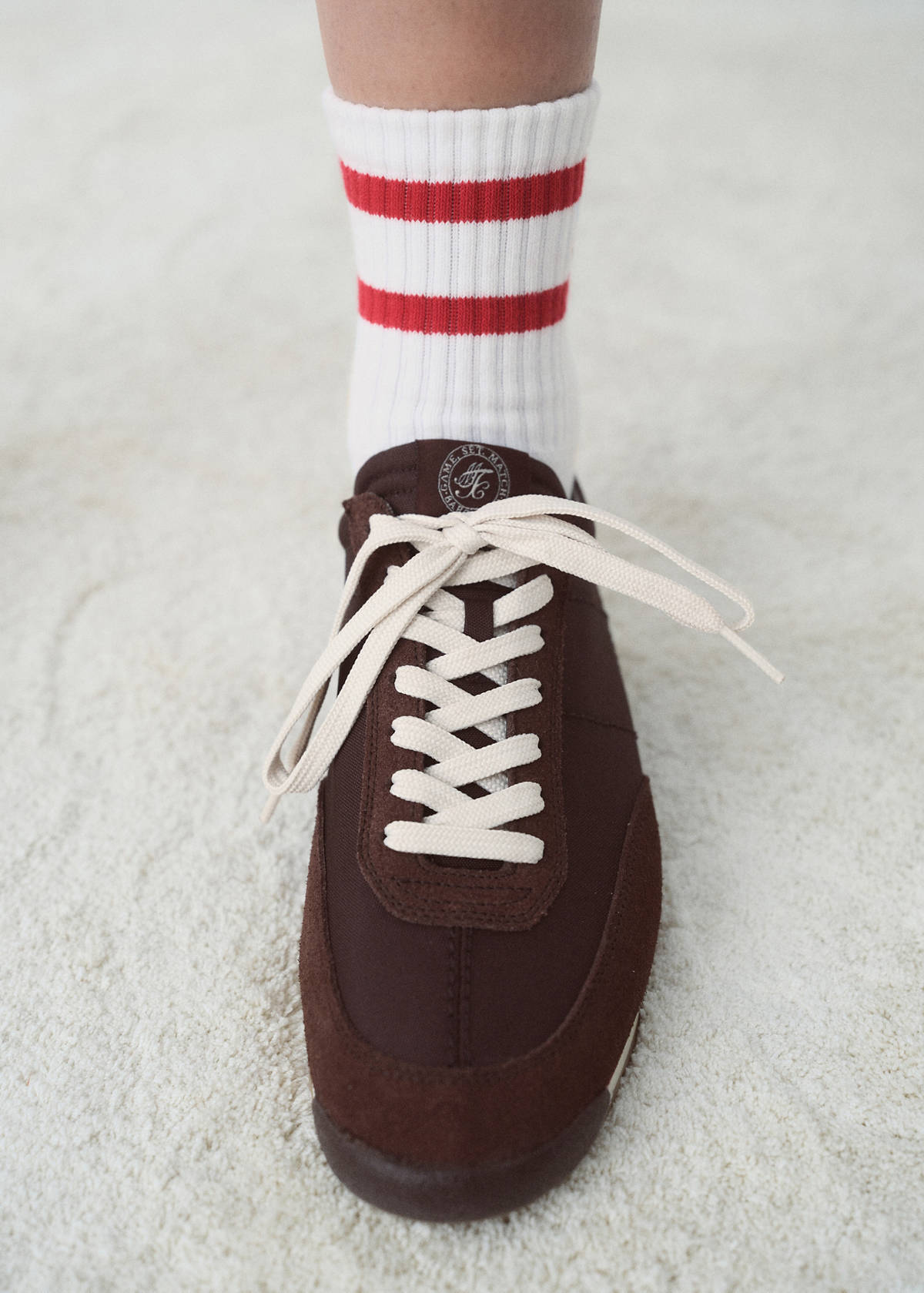 Trainers with contrasting stripe and suede panels — Chocolate