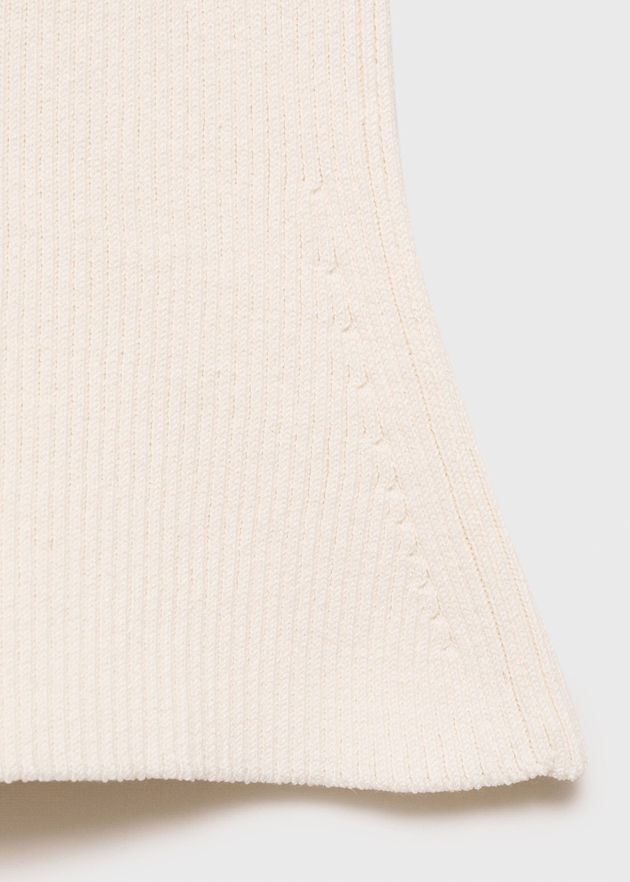 Halter-neck top with knot detail - Details of the article 0