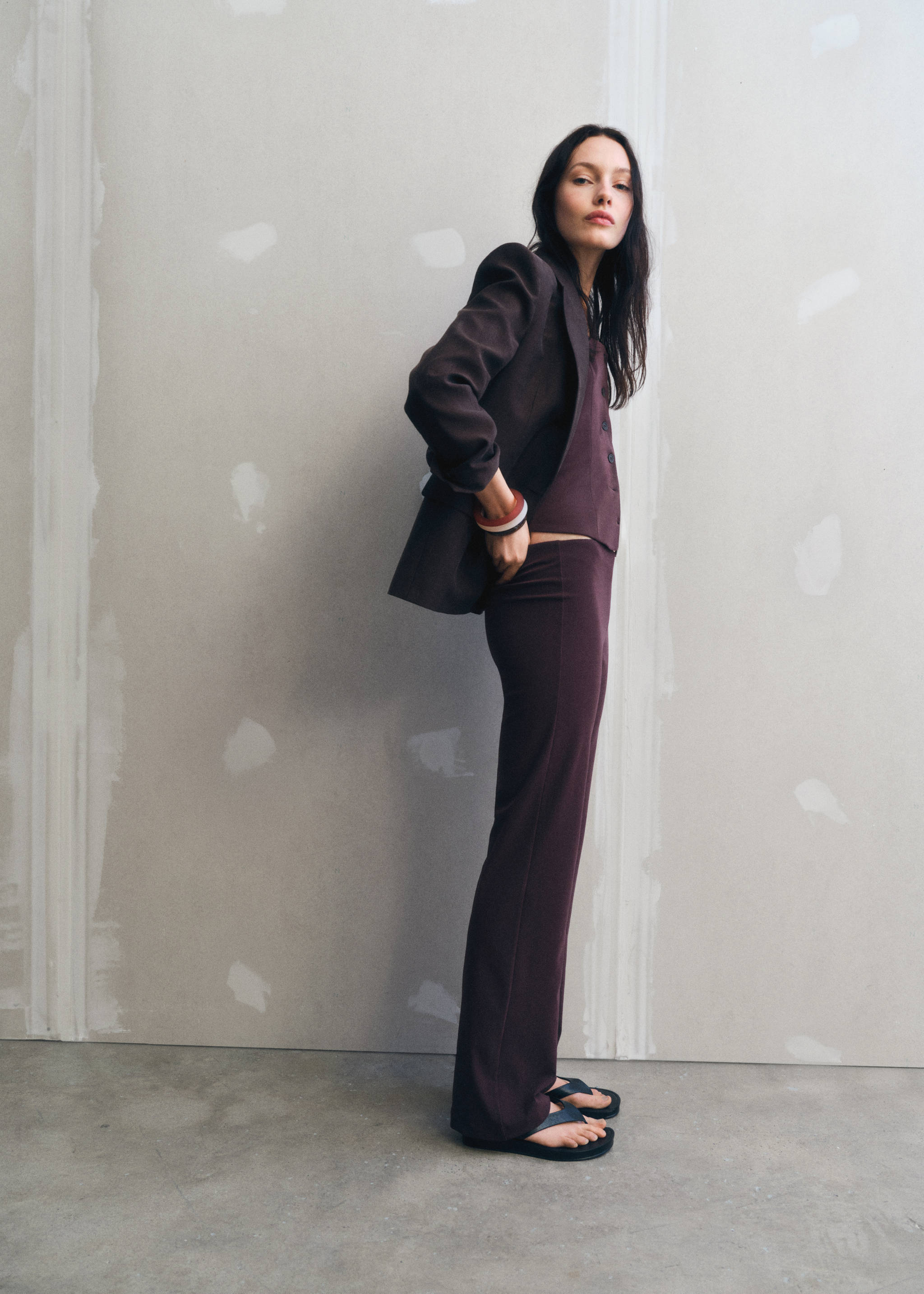 Calças fato retas - Pormenor do artigo 6