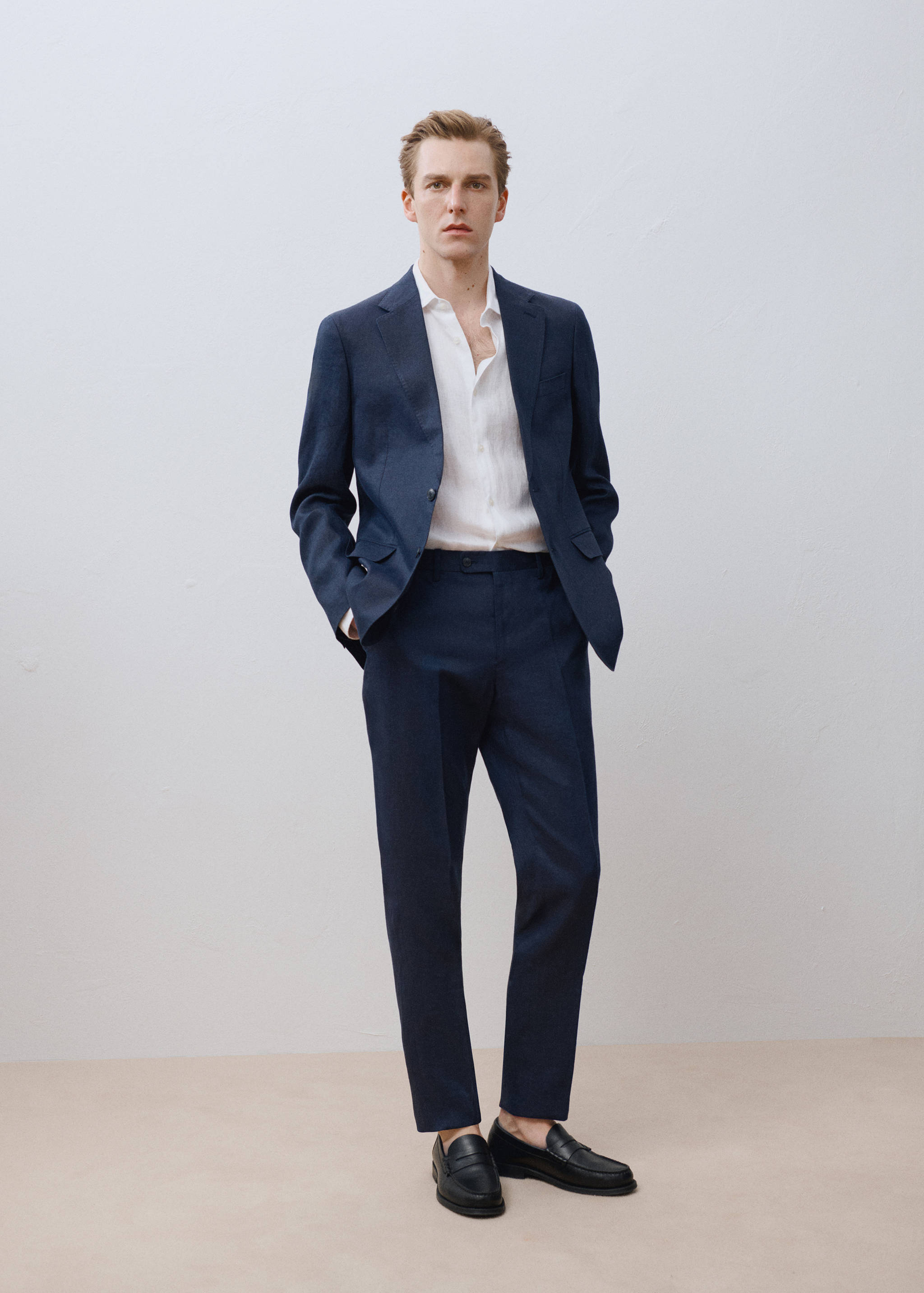 Amalfi 100% linen slim-fit suit blazer - Details of the article 5