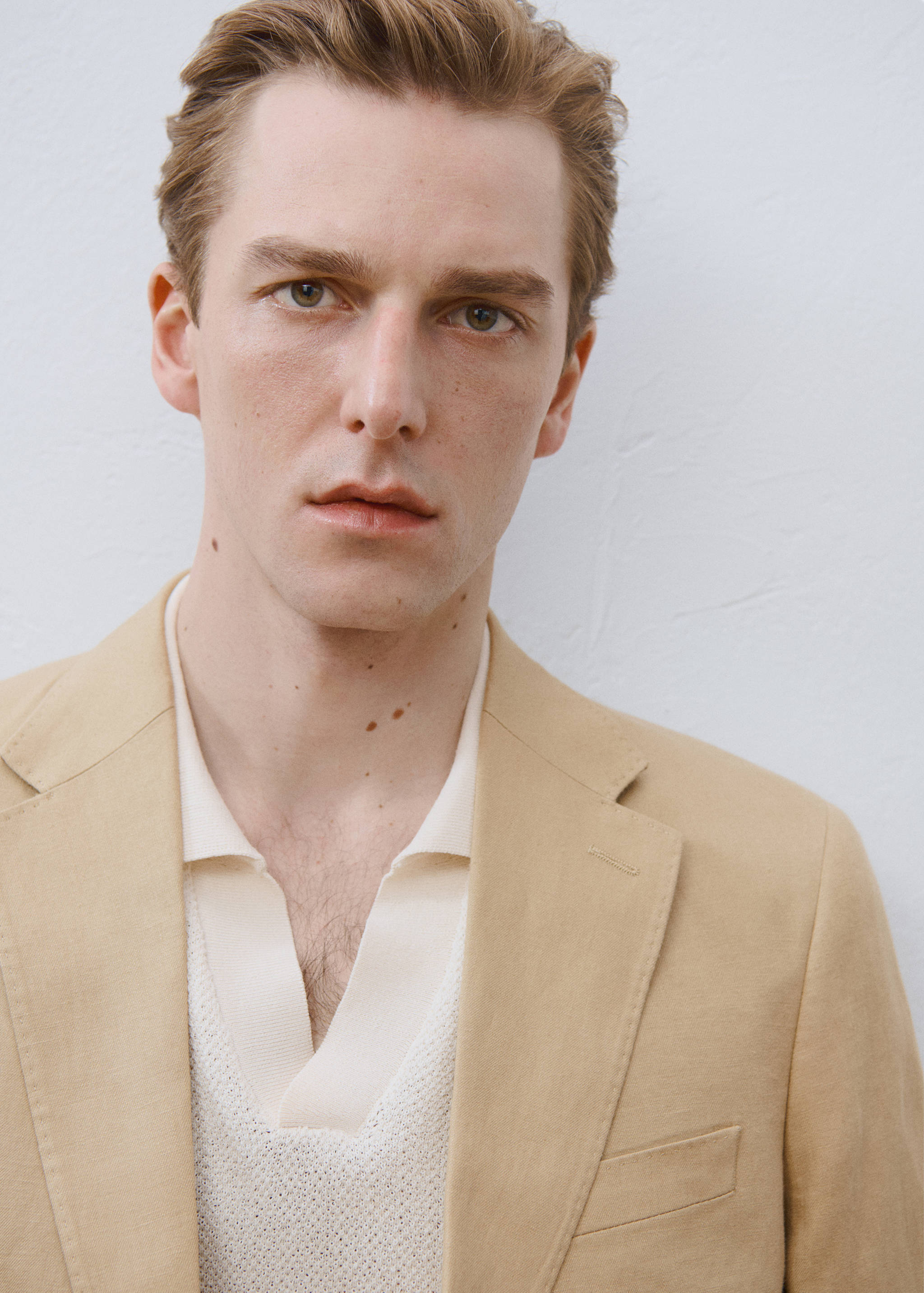 Amalfi 100% linen slim-fit suit blazer - Details of the article 3