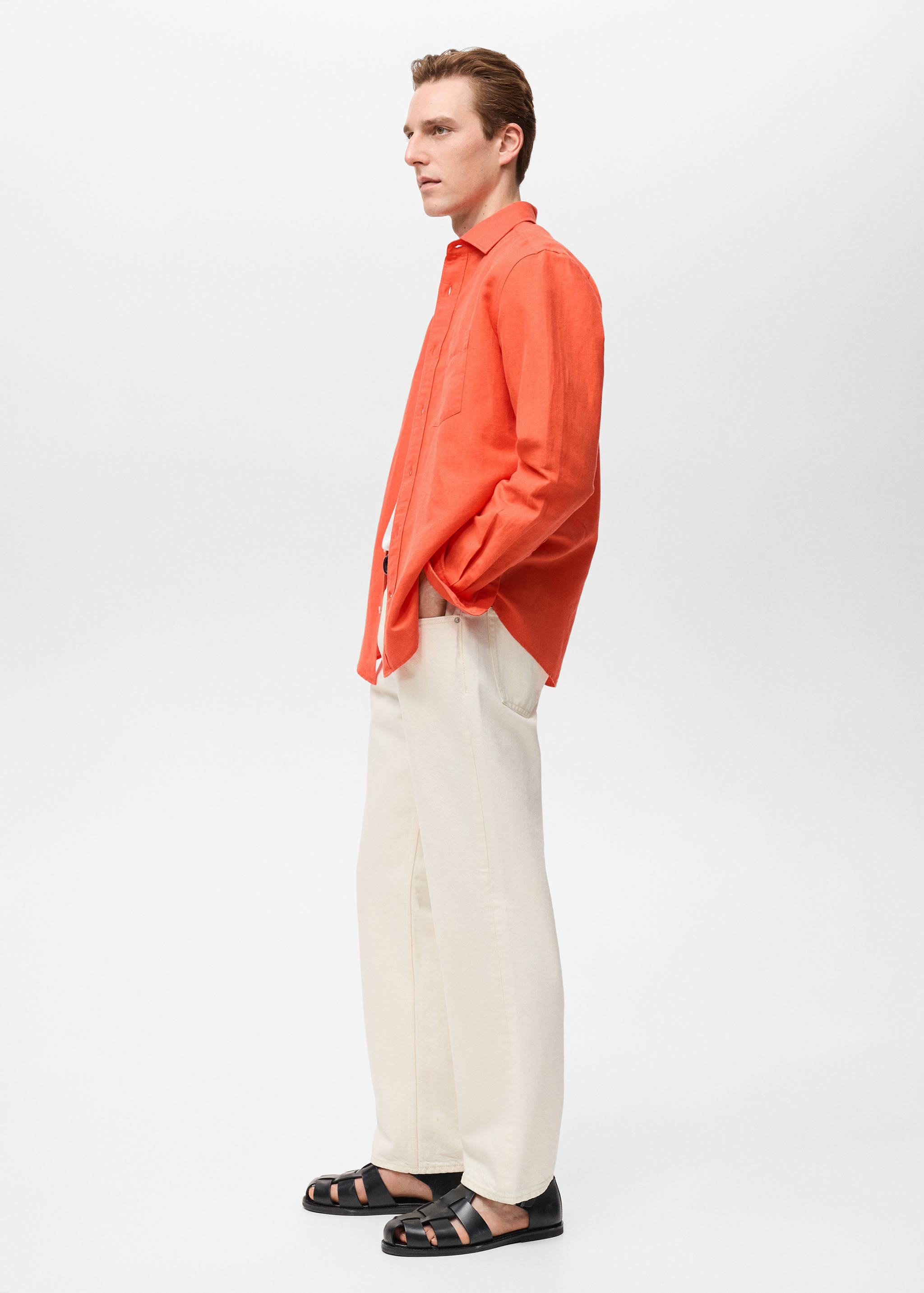 قميص كتان بجيب - تفاصيل المنتج 2