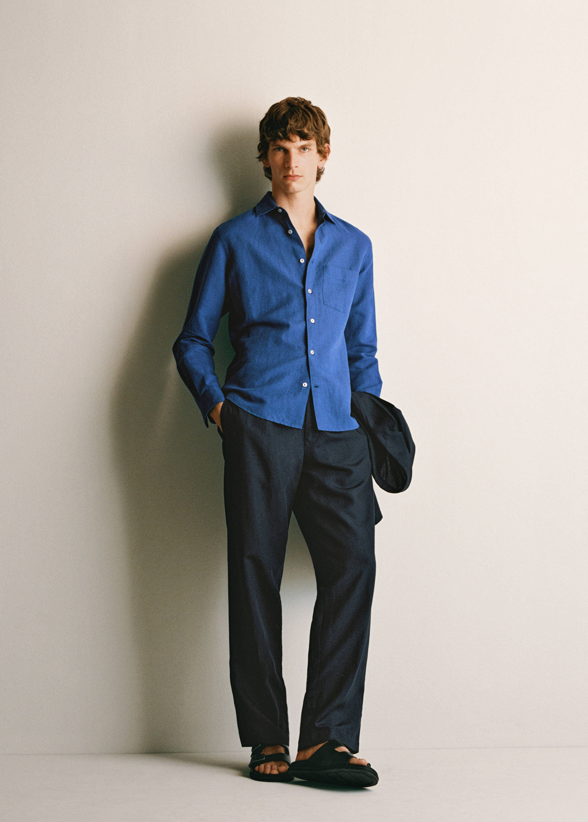 Pocket linen shirt - Details of the article 5