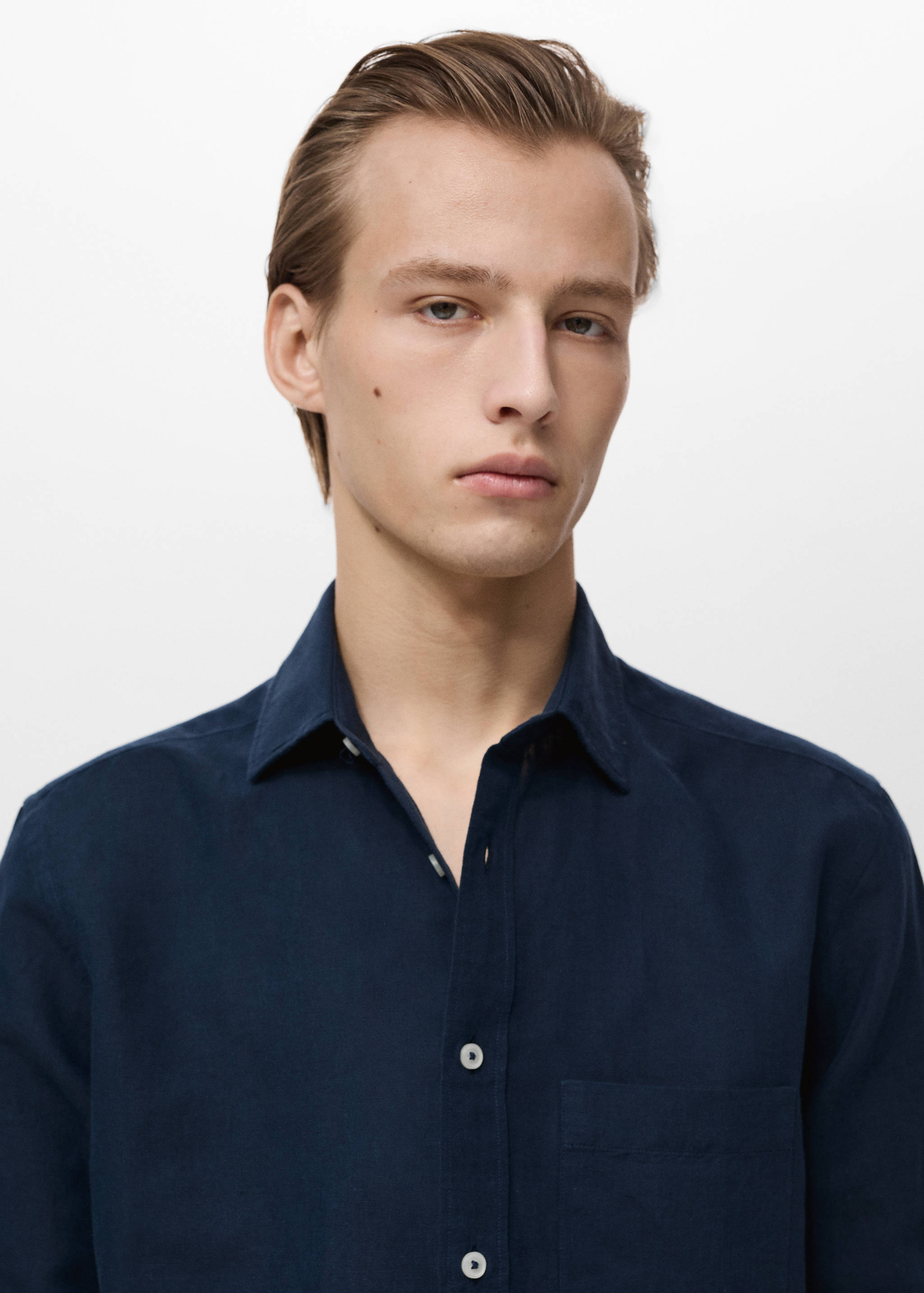 قميص كتان بجيب - تفاصيل المنتج 1