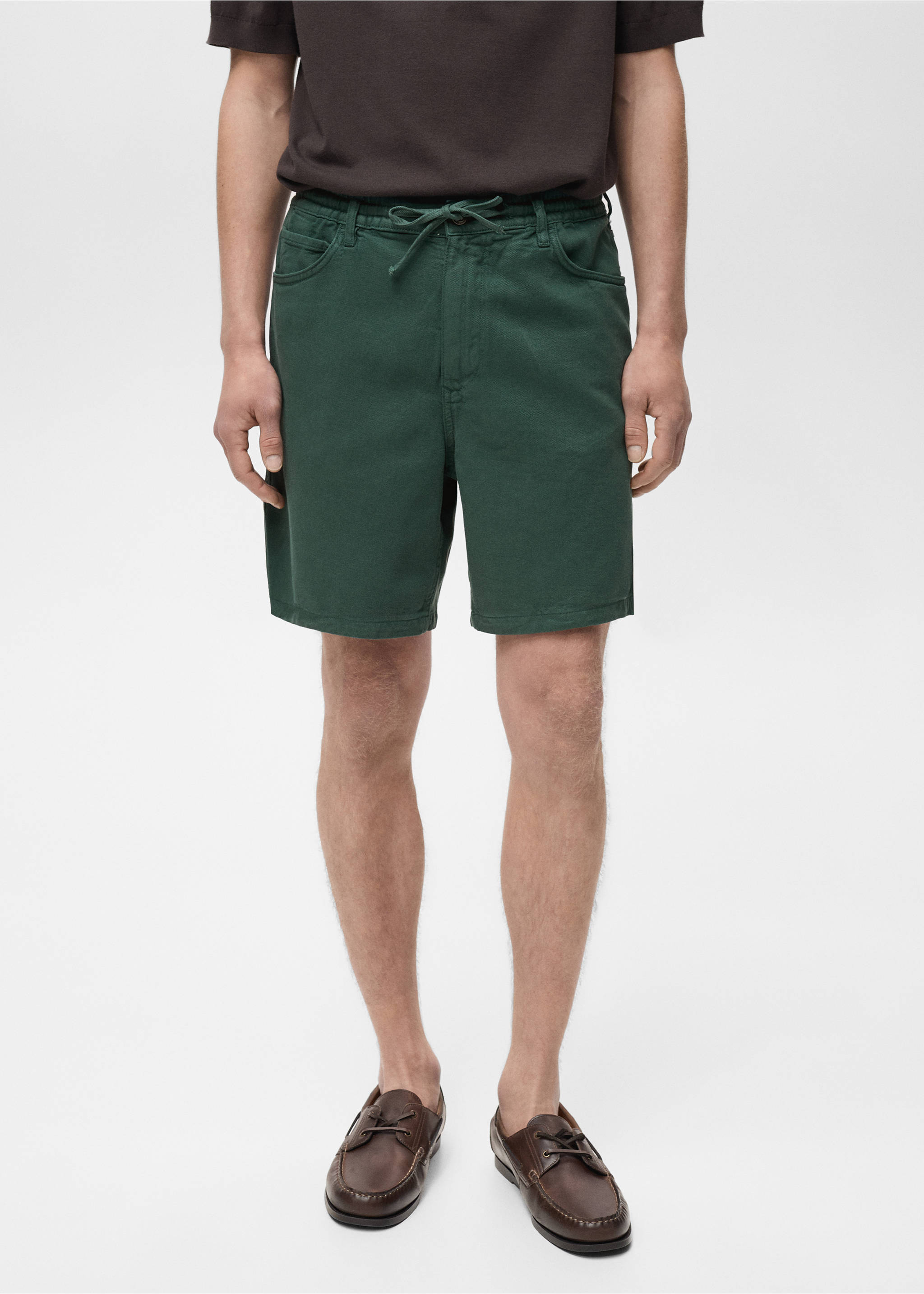 Bermudas vaqueras cordón - Plano medio, Verde oscuro. Ref: 87075930-00.