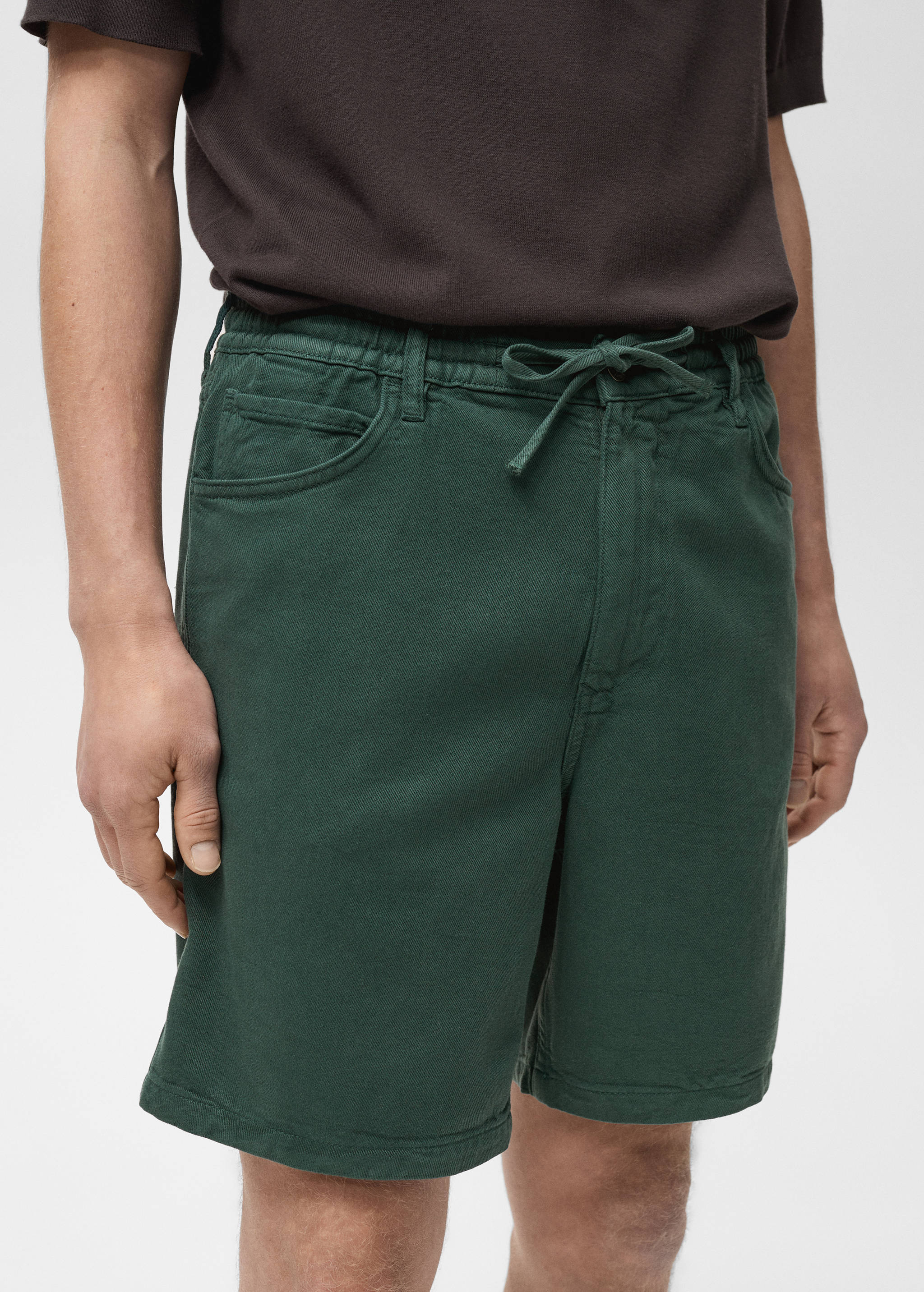 Denim bermuda shorts with drawstring - Details of the article 1