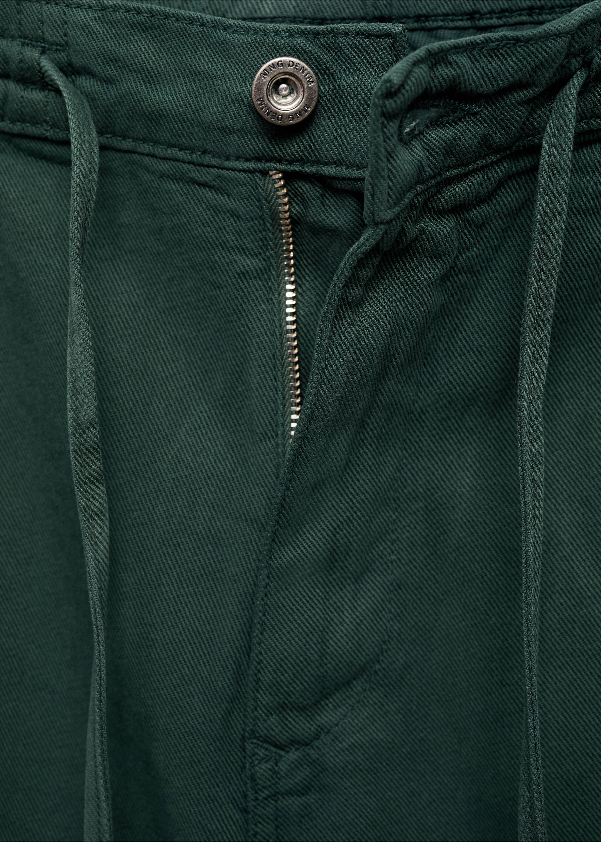 Bermudas vaqueras cordón - Detalle del artículo 8, Verde oscuro. Ref: 87075930-00.