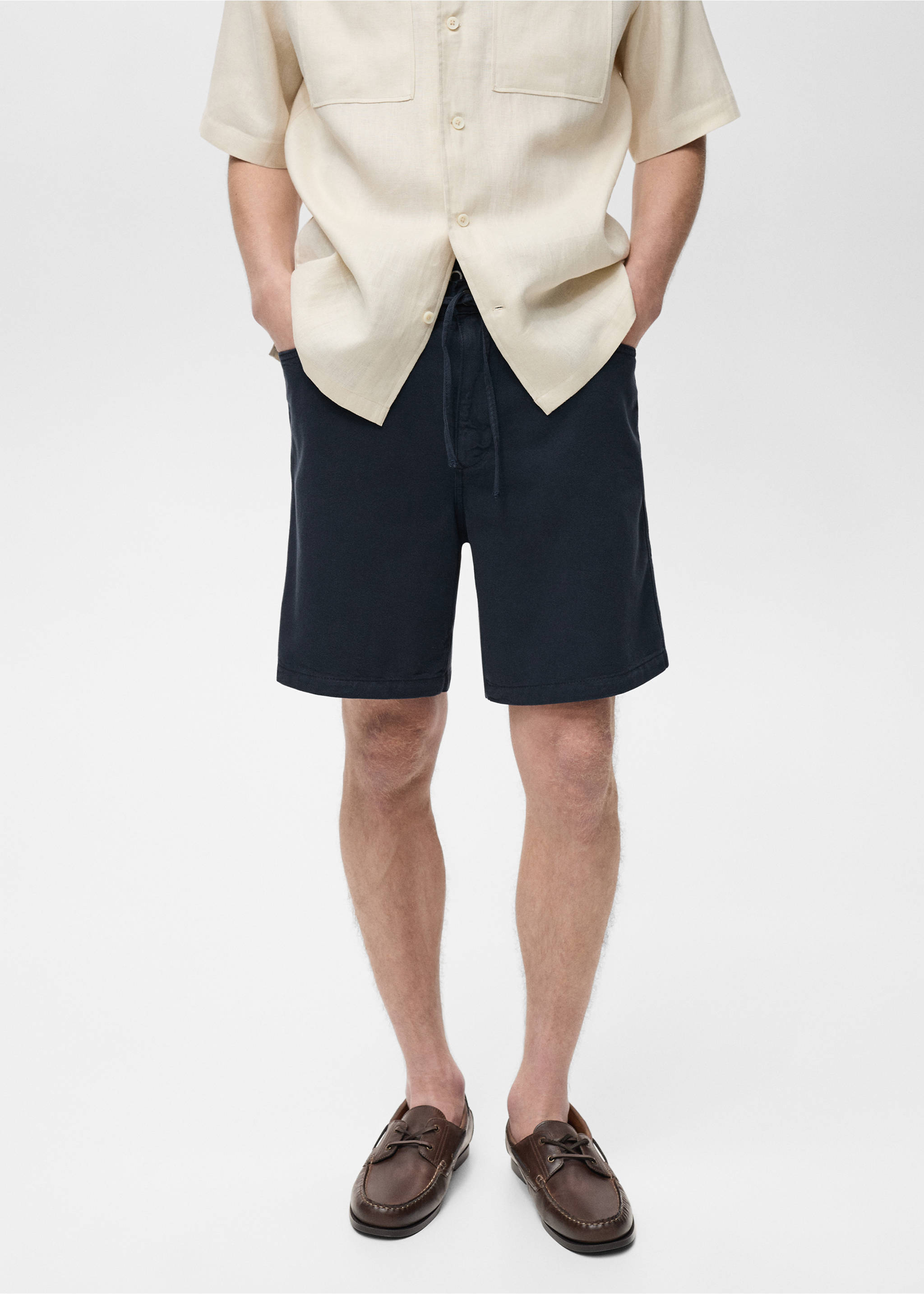 Denim bermuda met aansnoerkoord - Middenvlak, Donkermarine. Ref: 87075930-00.