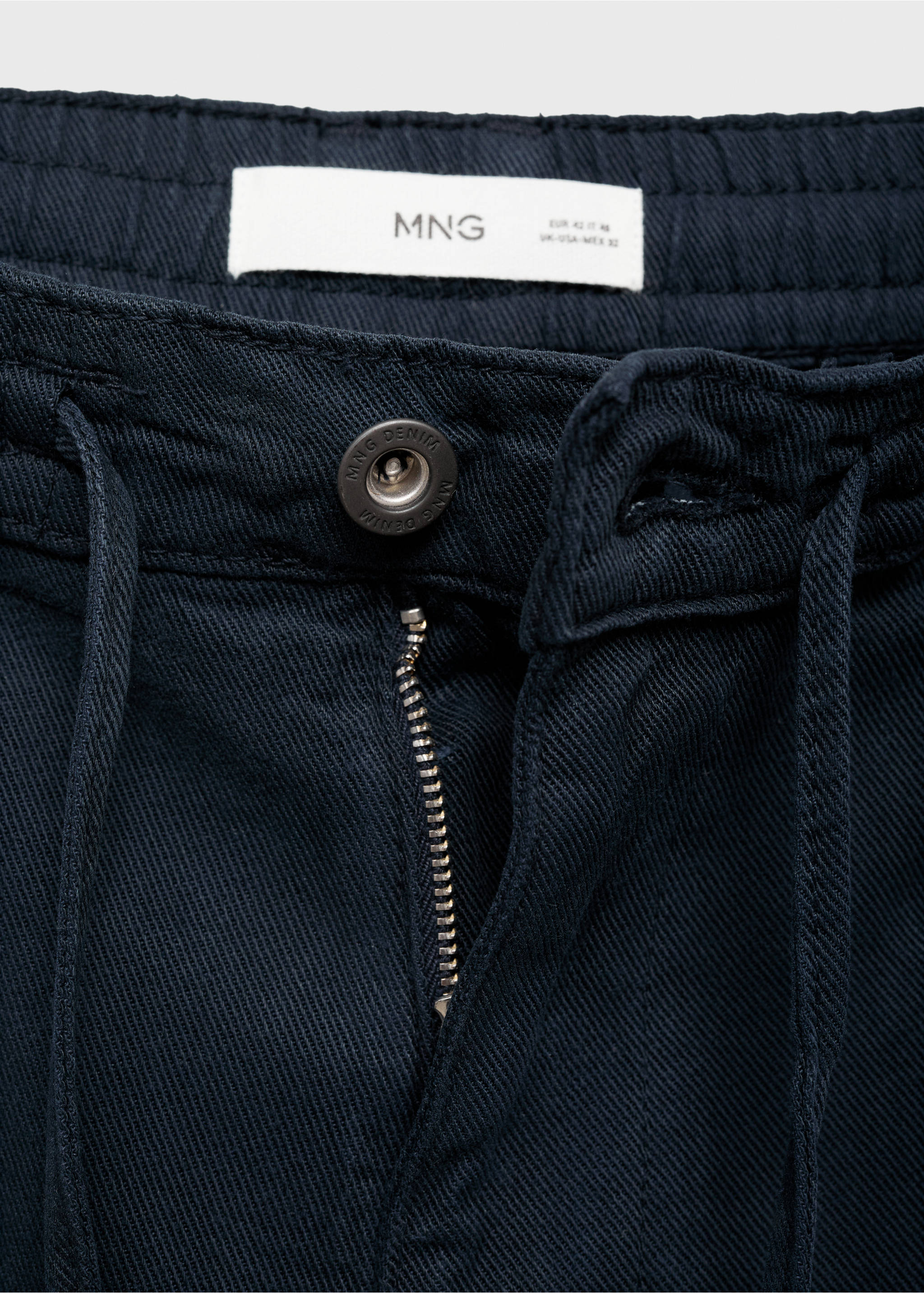 Denim bermuda met aansnoerkoord - Detail van het artikel 0, Donkermarine. Ref: 87075930-00.