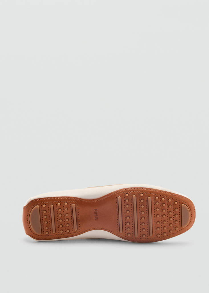 Leather boat shoes with laces — White