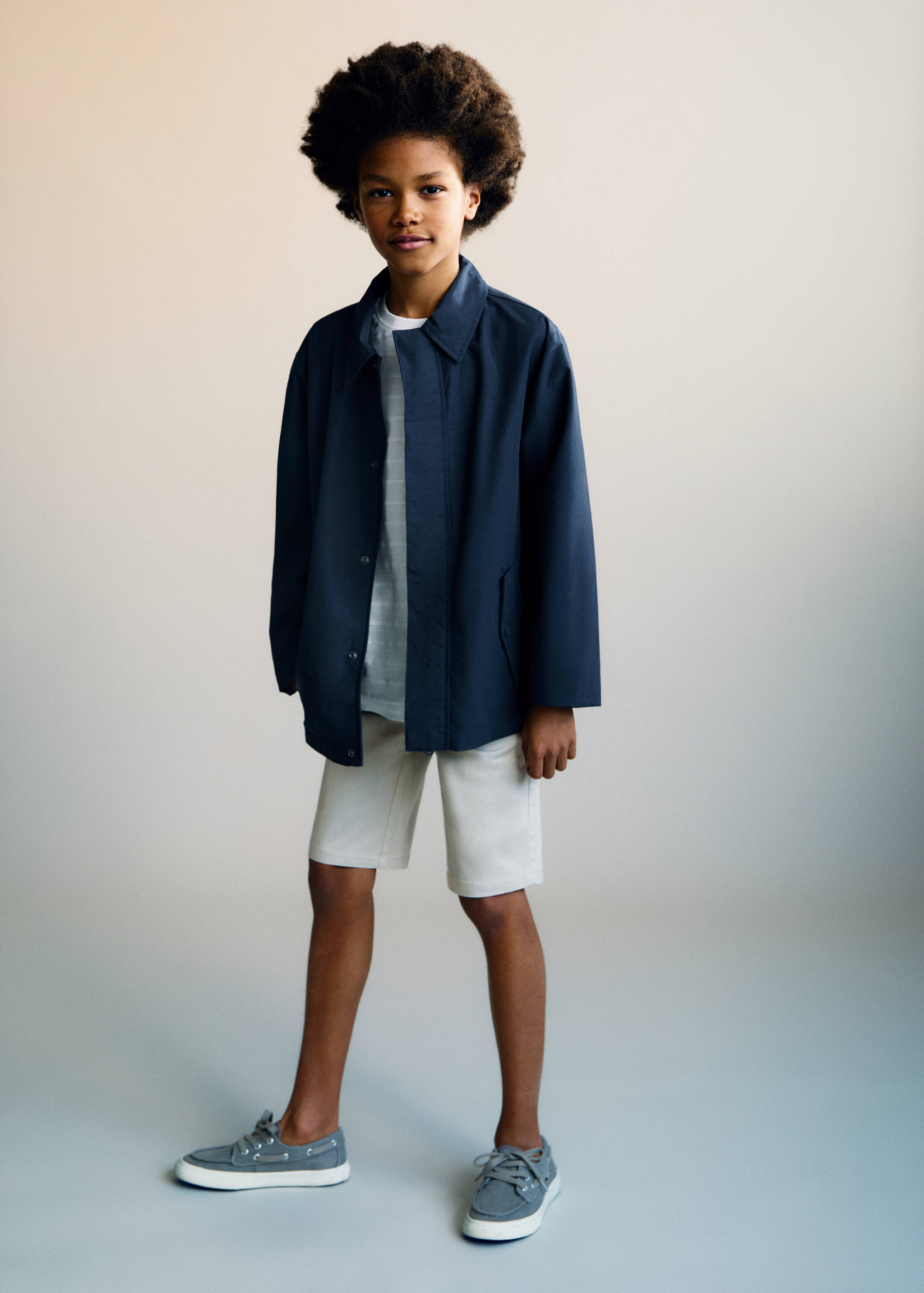 Cotton chino style Bermuda shorts - General plane