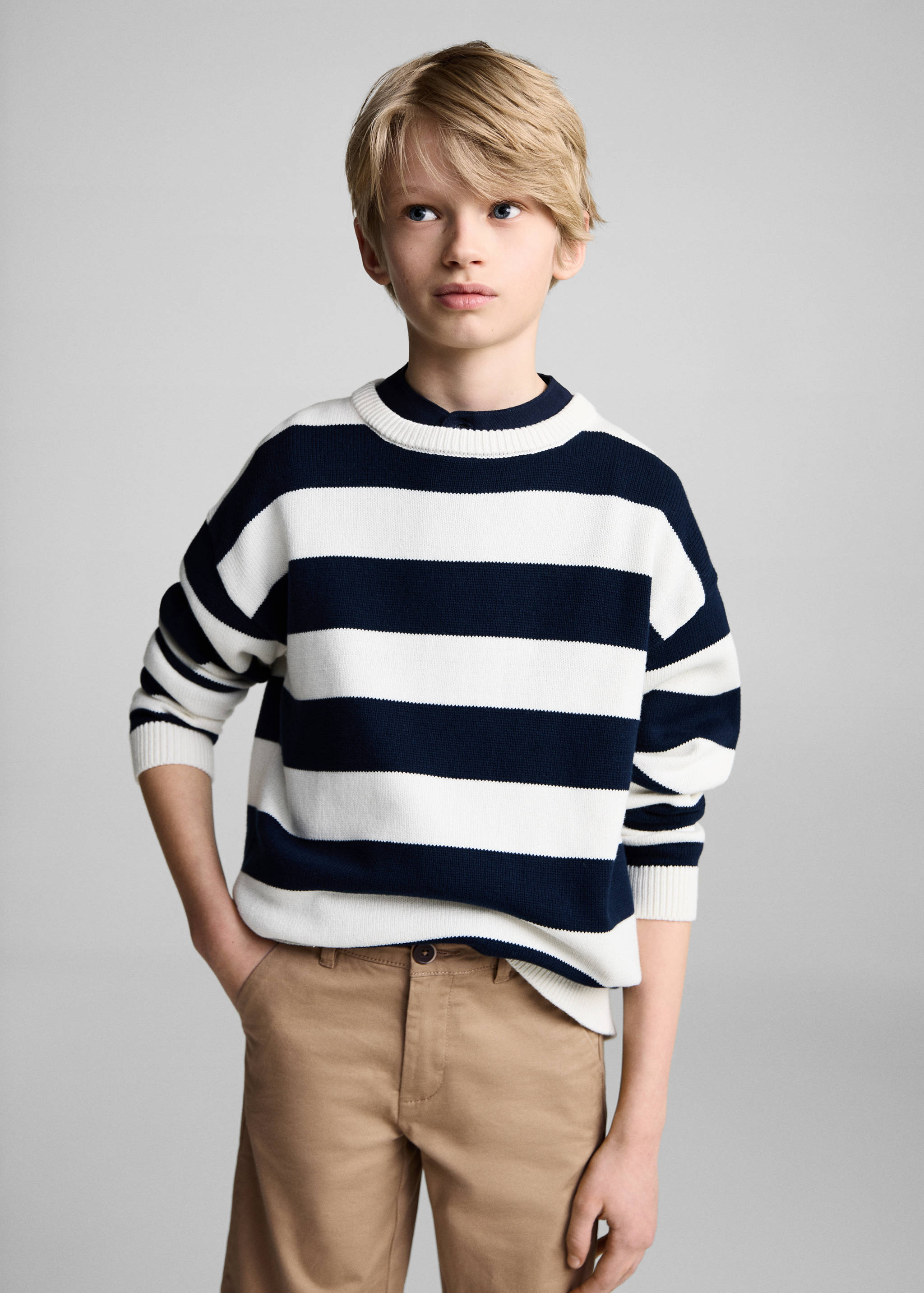 Cotton chino style Bermuda shorts - Medium plane