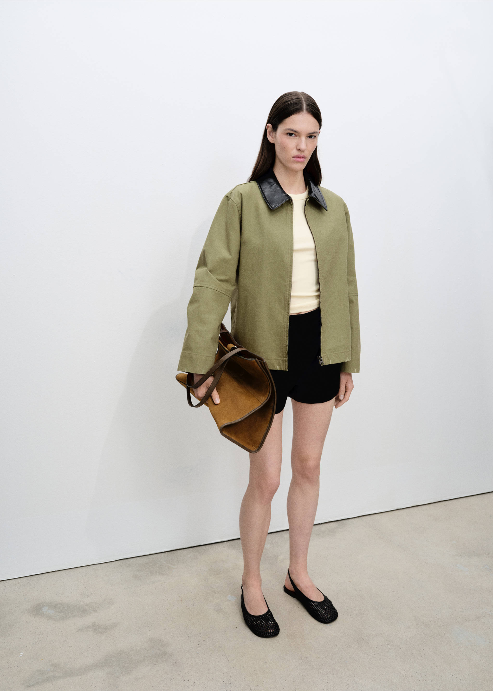 Cotton jacket with contrasting collar - General plane, Khaki. Ref: 87075944-00.