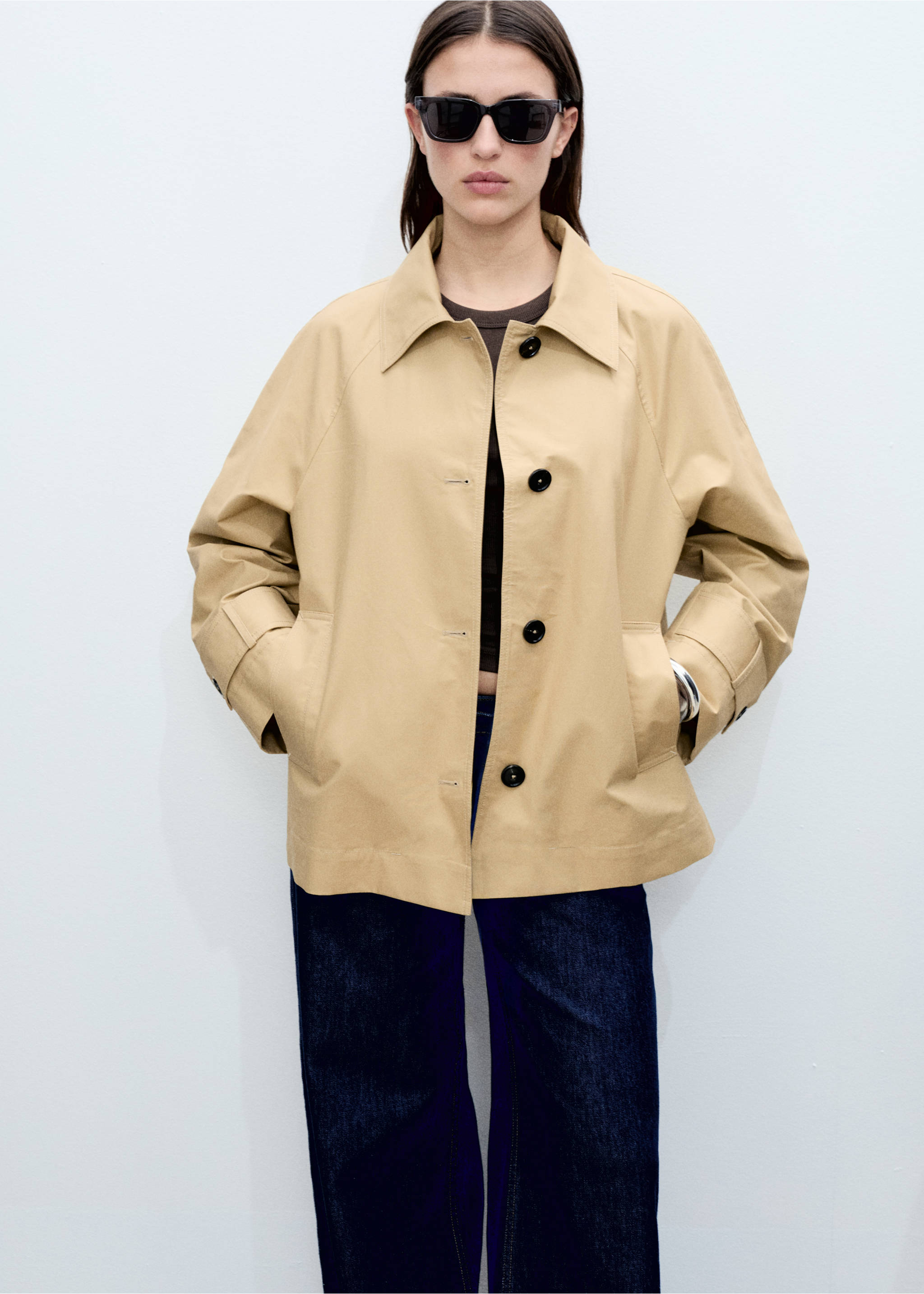 Cotton barn jacket with buttons - Details of the article 1, Medium Brown. Ref: 87075948-00.