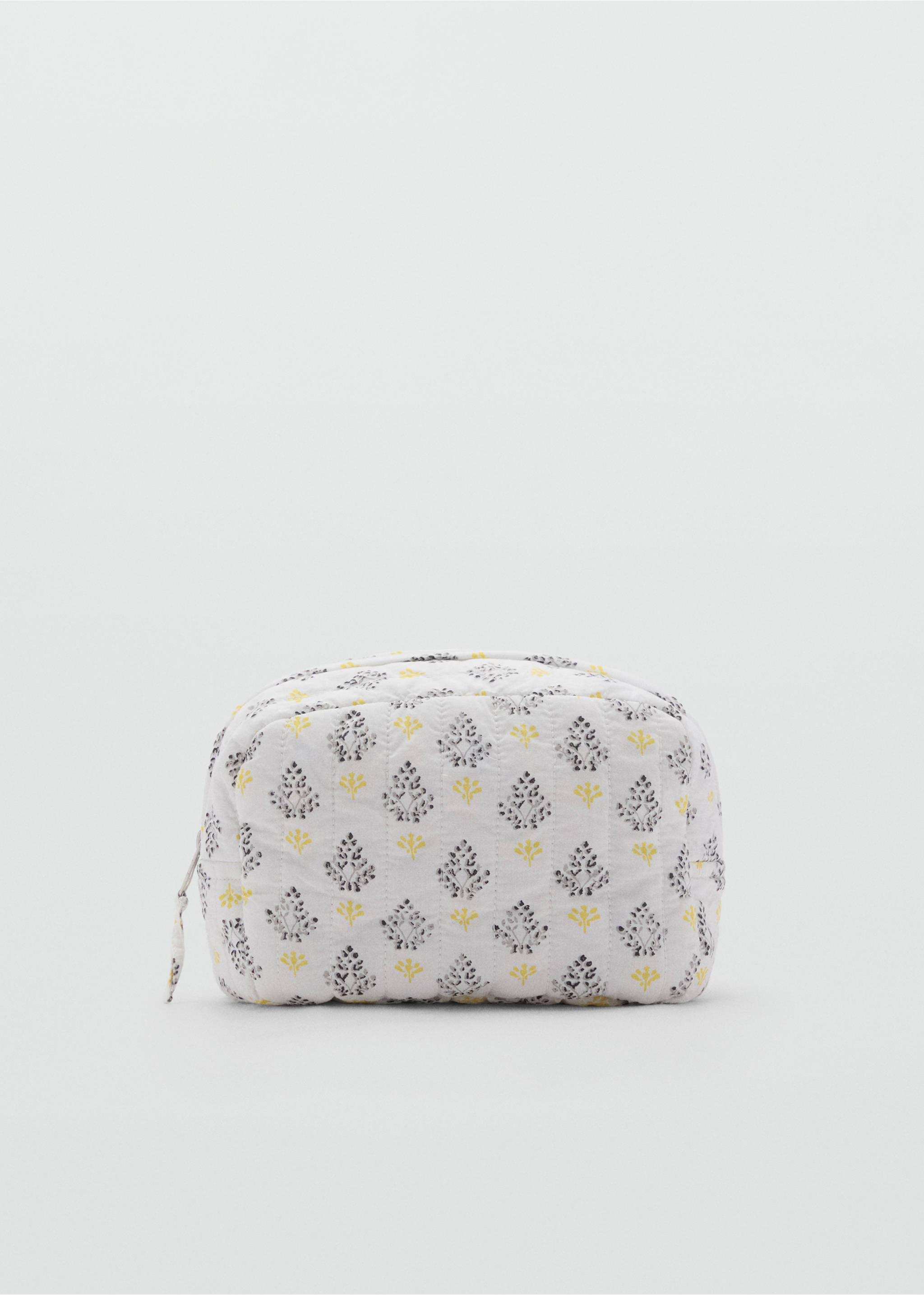 Quilted cosmetic bag - Article without model, Yellow. Ref: 87075955-00.