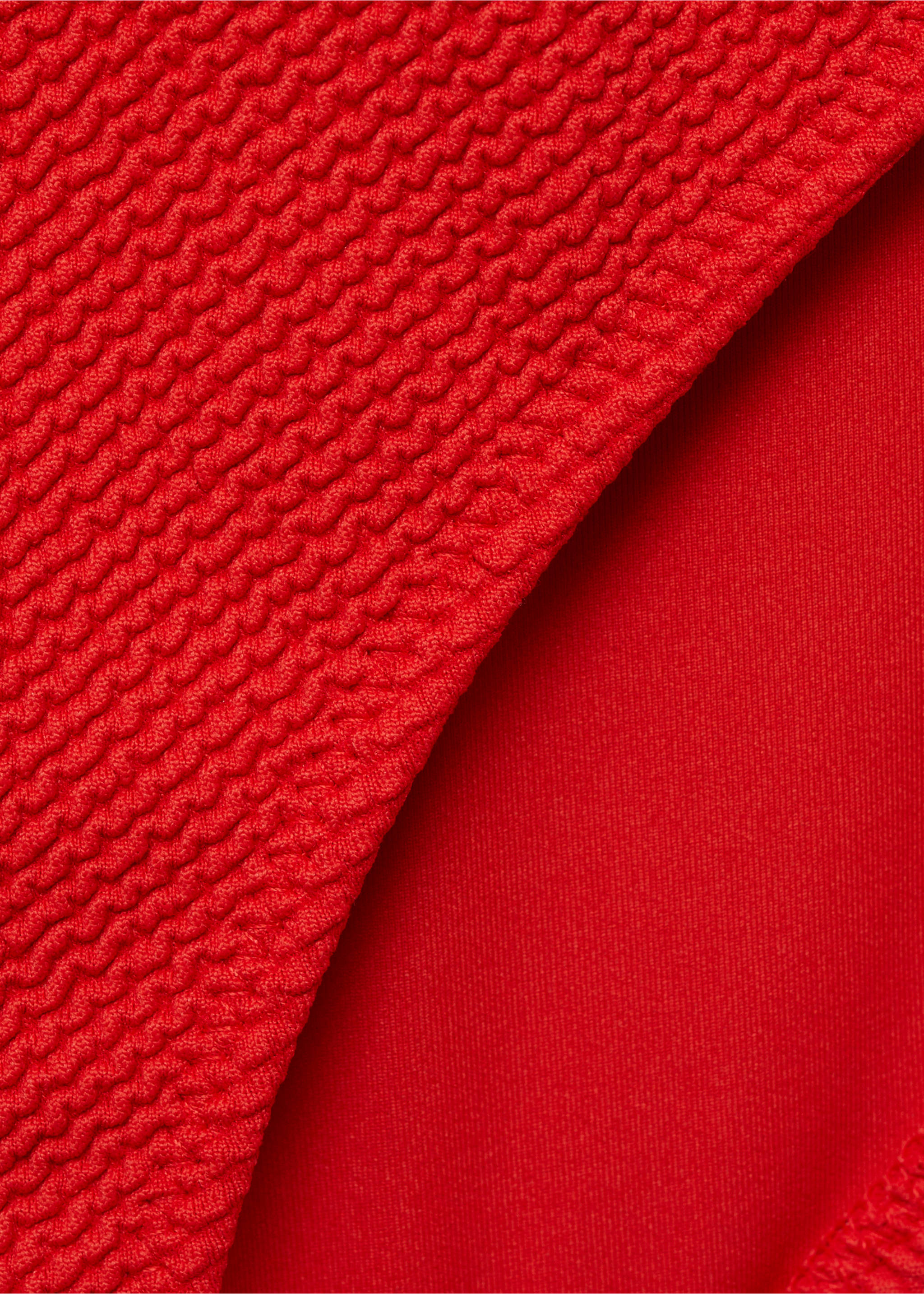 Maillot de bain côtelé à col en V - Détail de l'article 0, Rouge. Ref: 87075959-00.