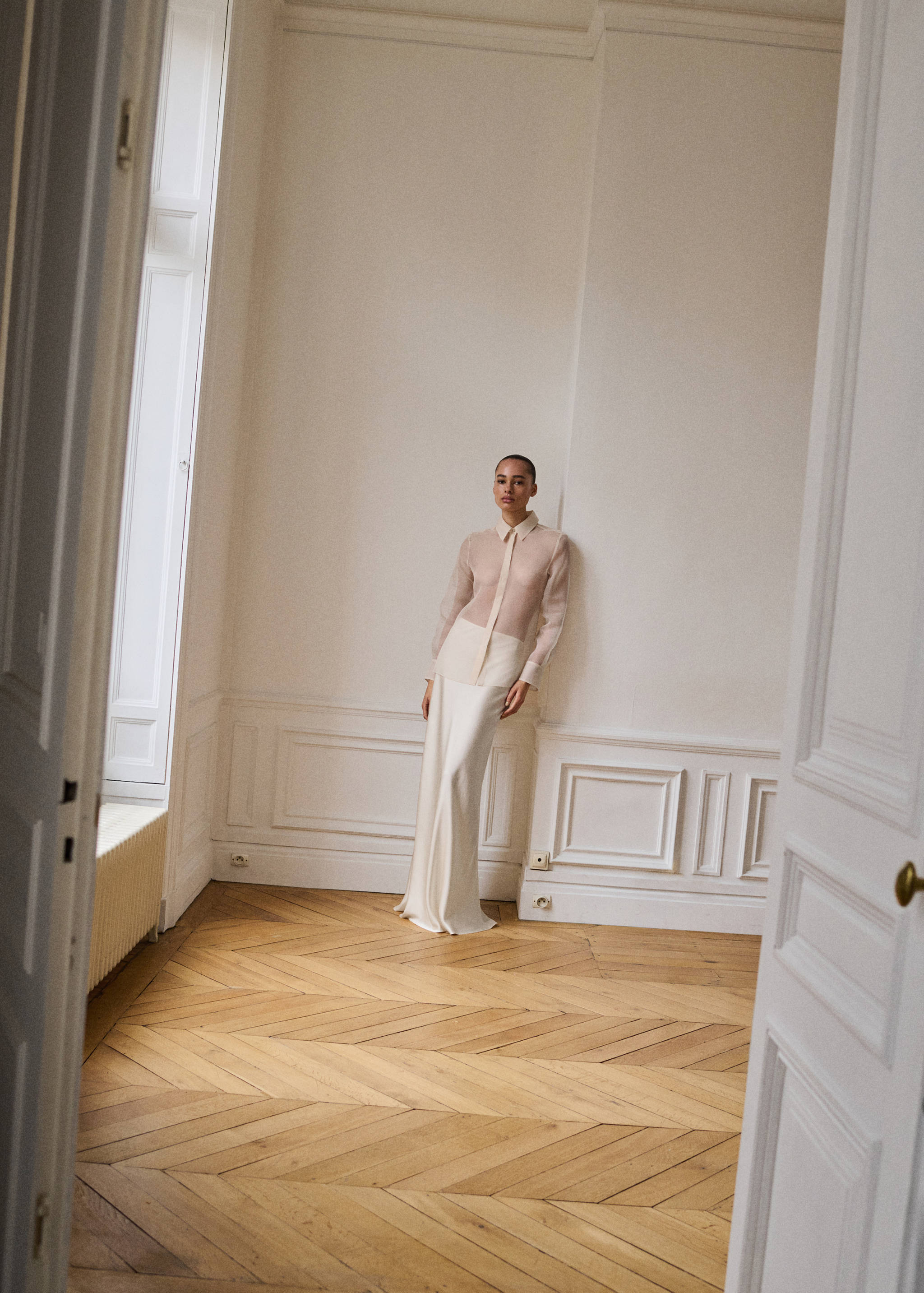 Semi-transparent silk organza shirt - Details of the article 2