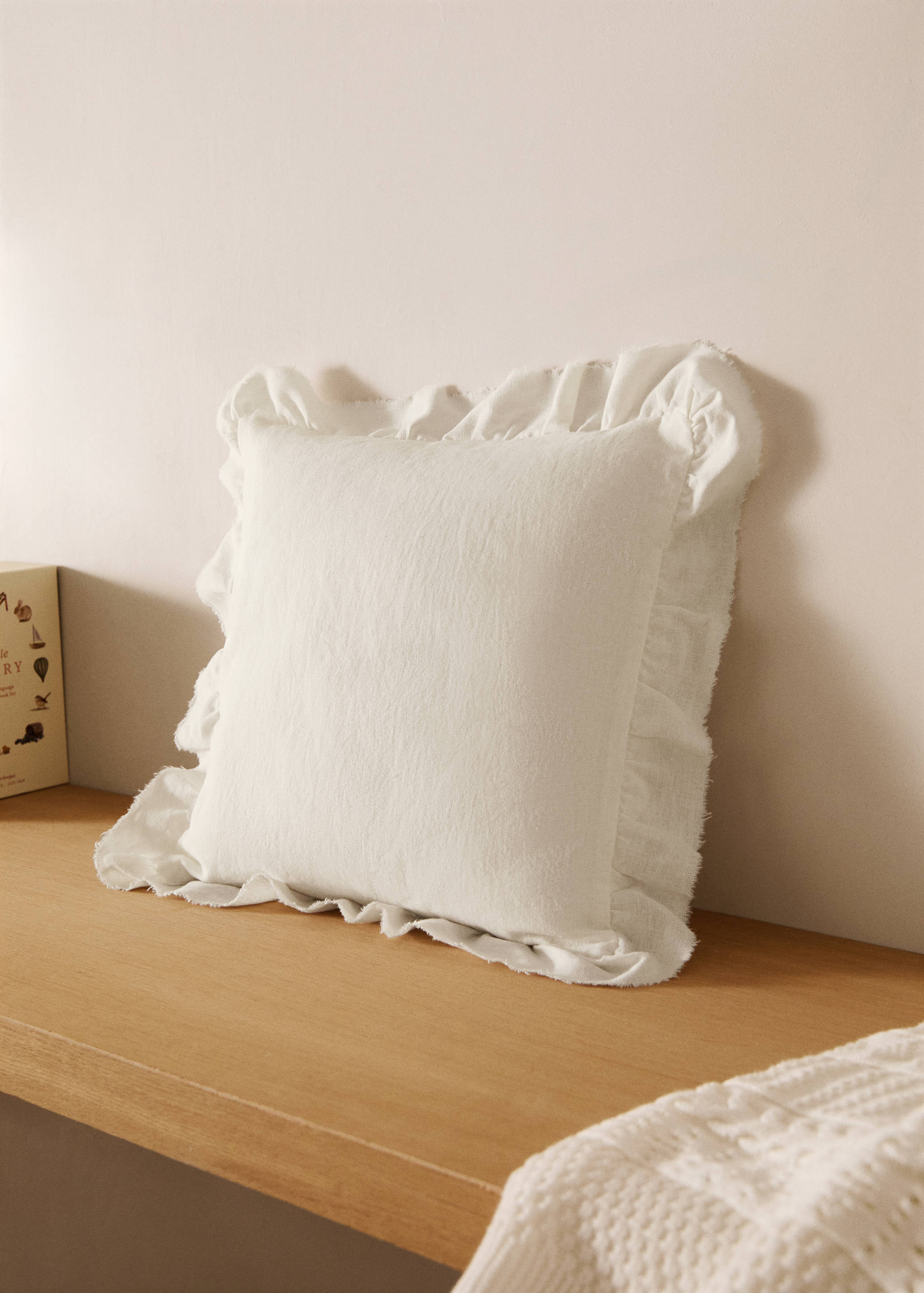 Dječja ukrasna jastučnica s volanima od lana i pamuka 30 x 30 cm - Opći prikaz