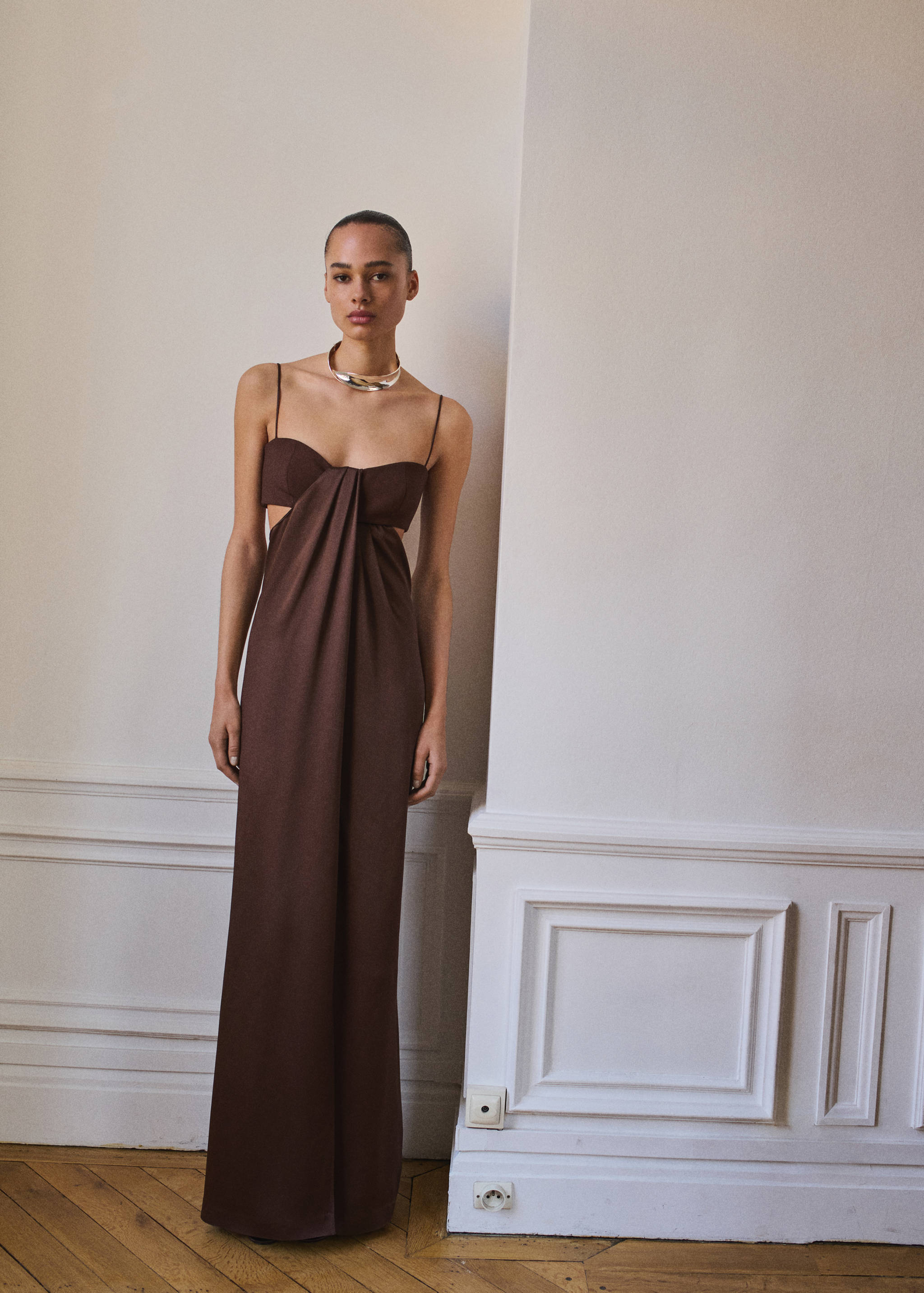 Satin dress with side slits - General plane