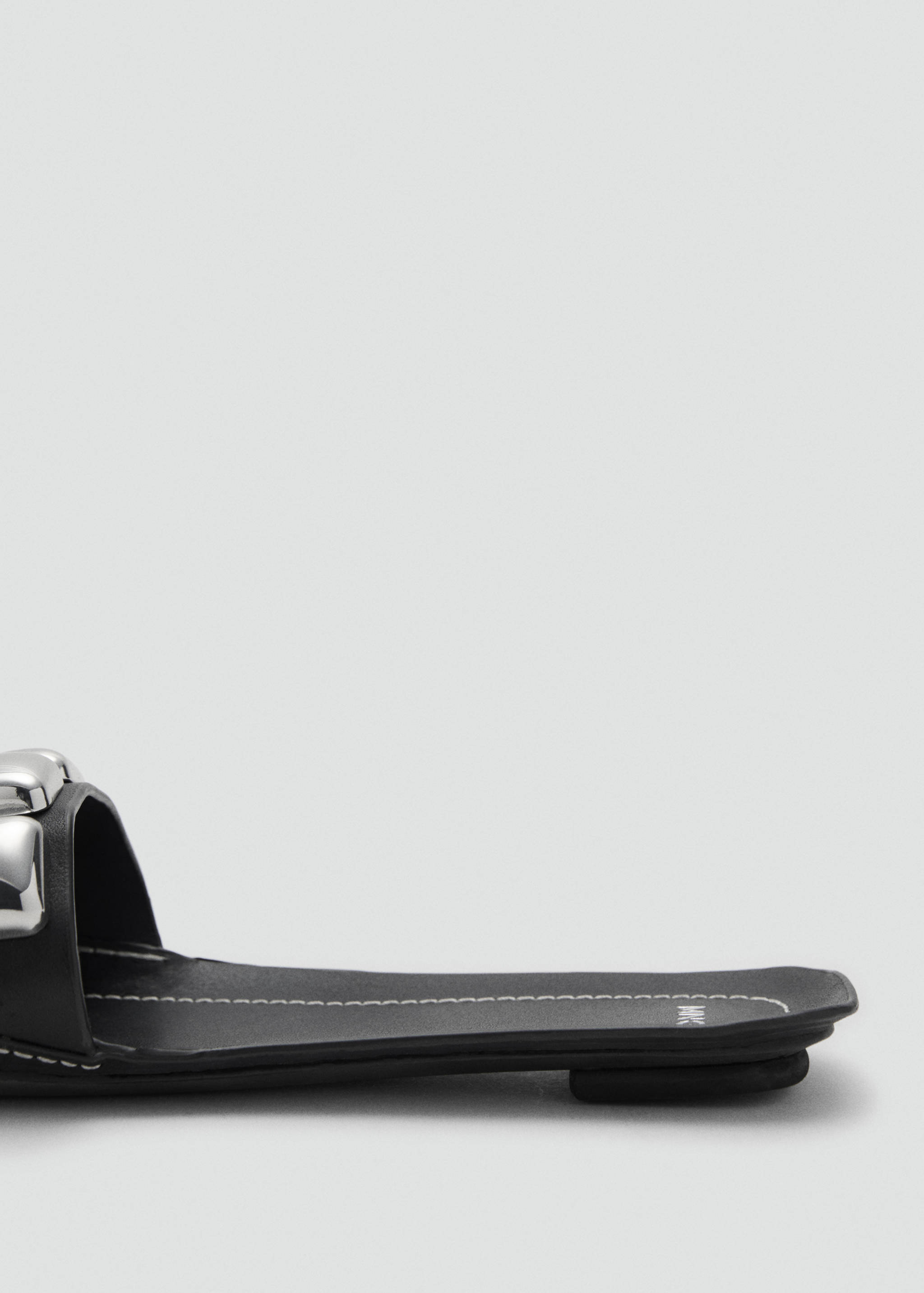 Leather sandal with maxi studs - Details of the article 1