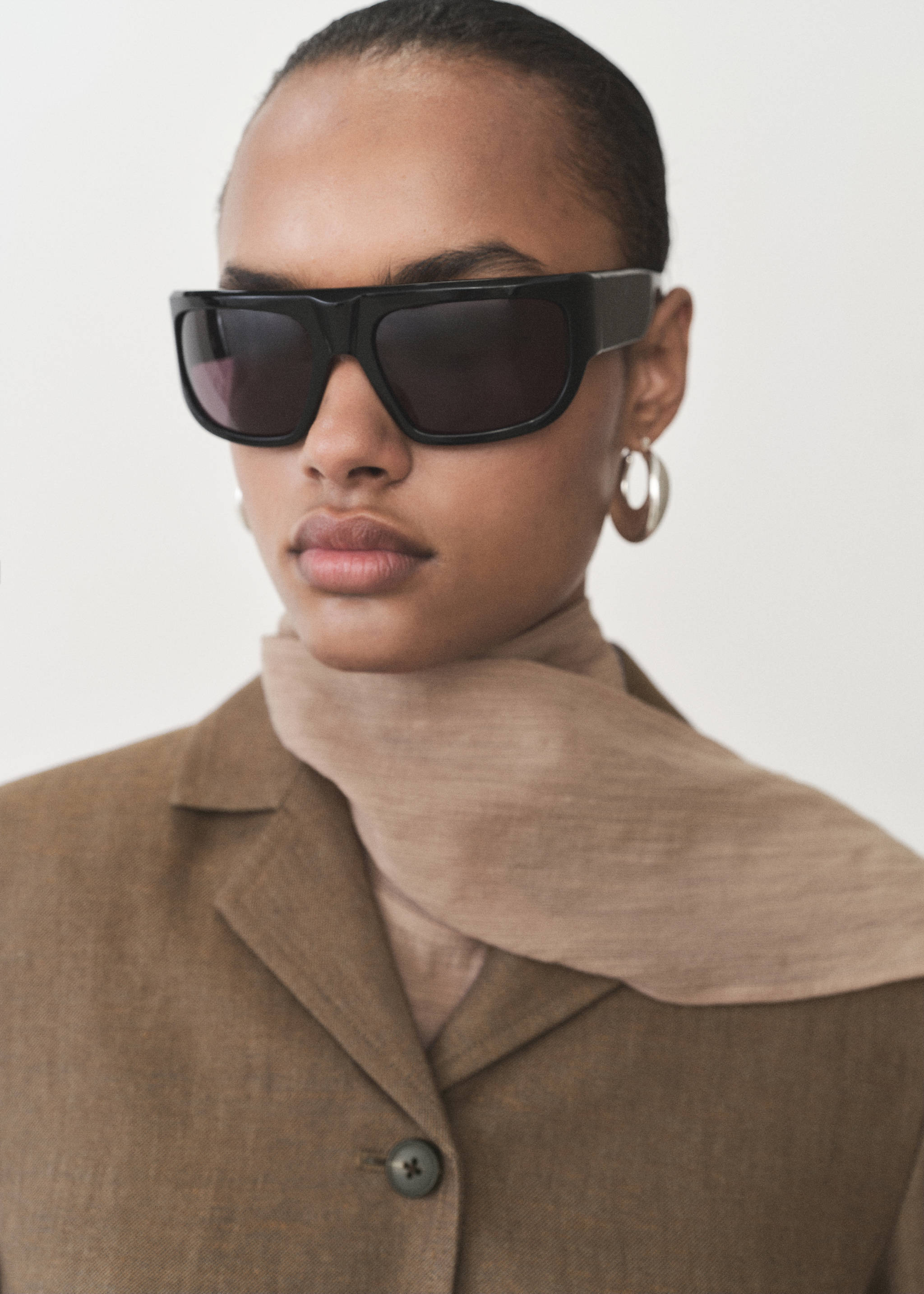 Linen-blend cropped jacket - Details of the article 1