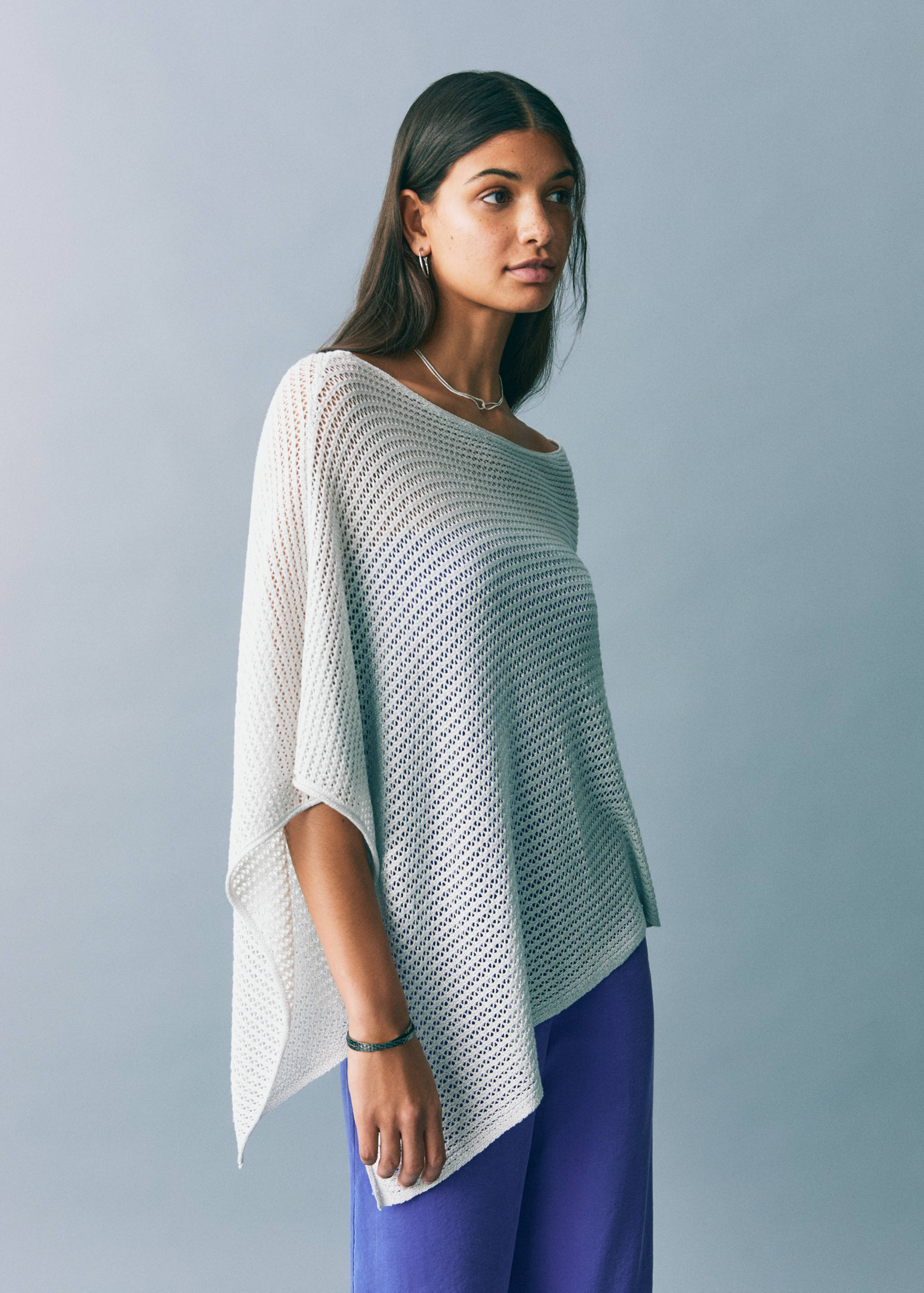 Knit cape - Medium plane