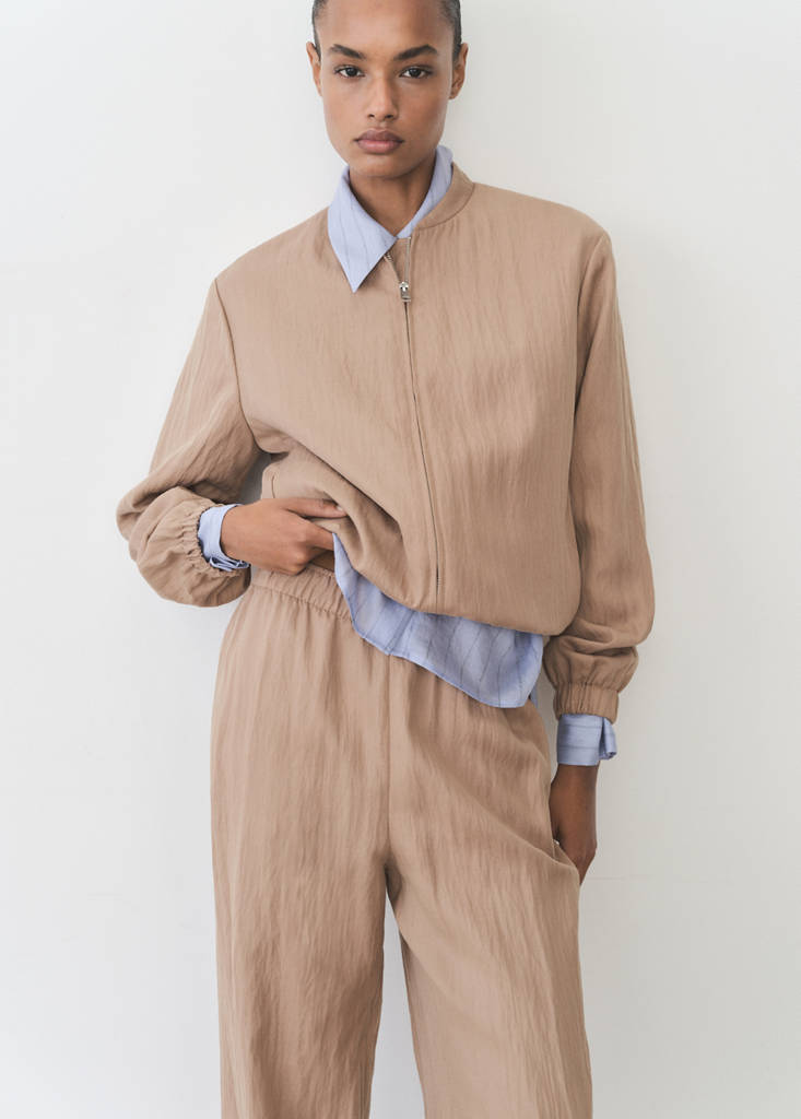 Straight-fit lyocell textured trousers — Medium Brown