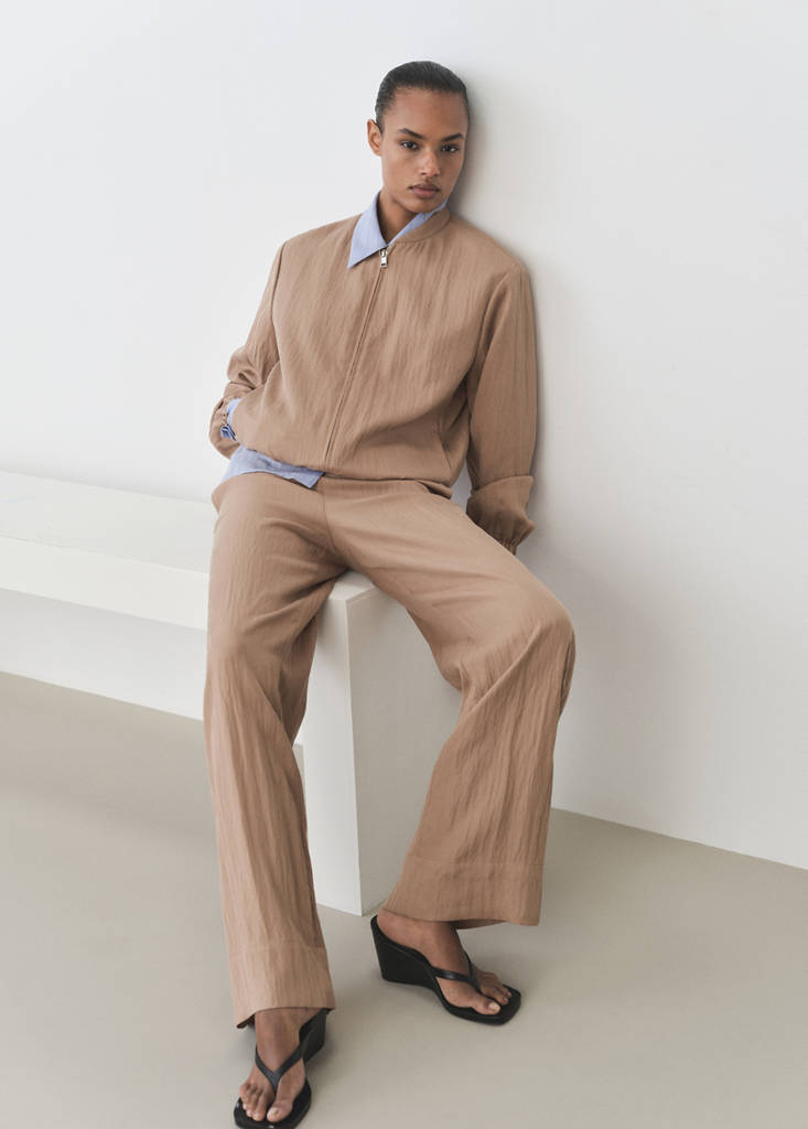 Straight-fit lyocell textured trousers — Medium Brown