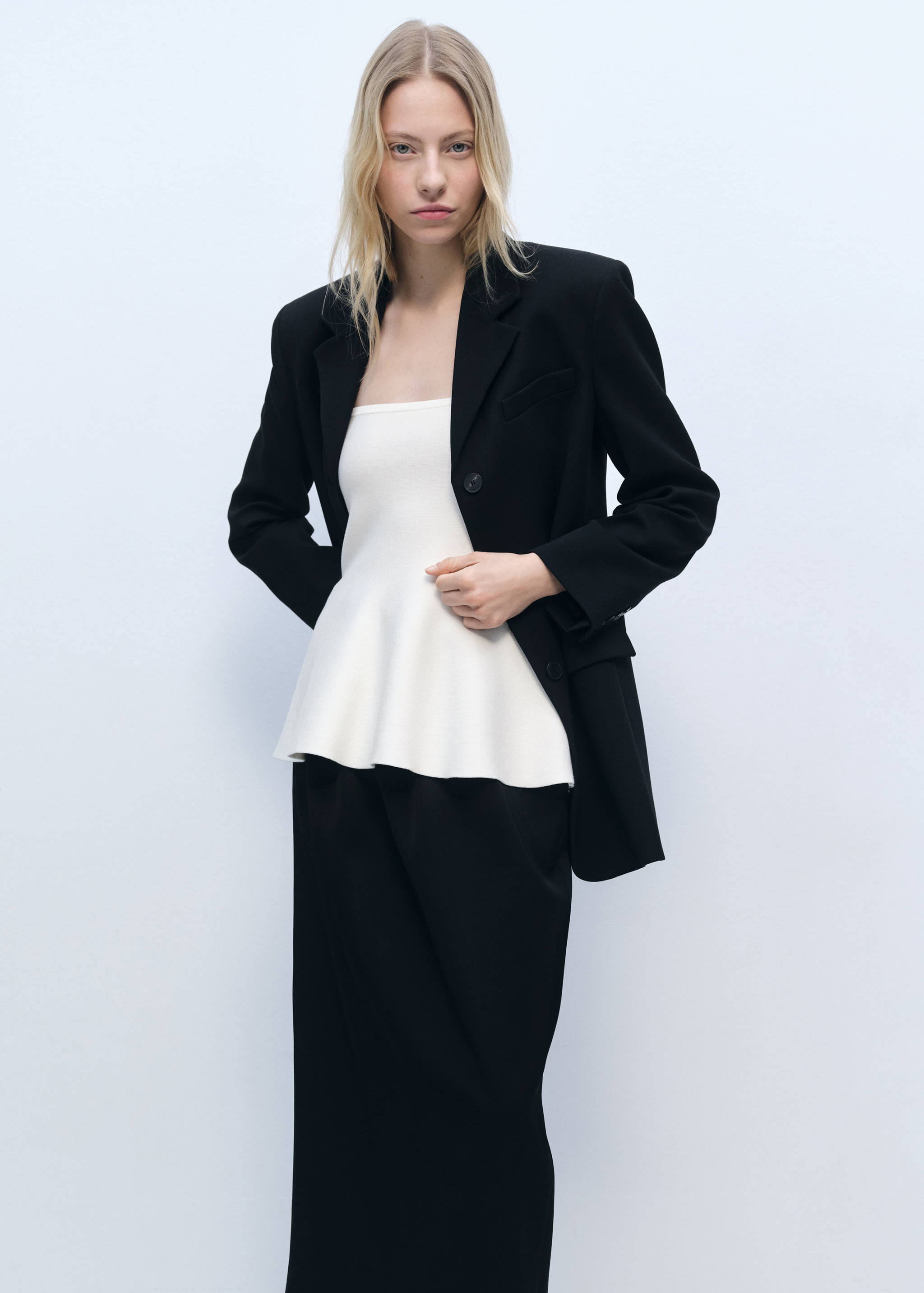 Τοπ με λεπτή πλέξη και peplum - Λεπτομέρεια του προϊόντος 2