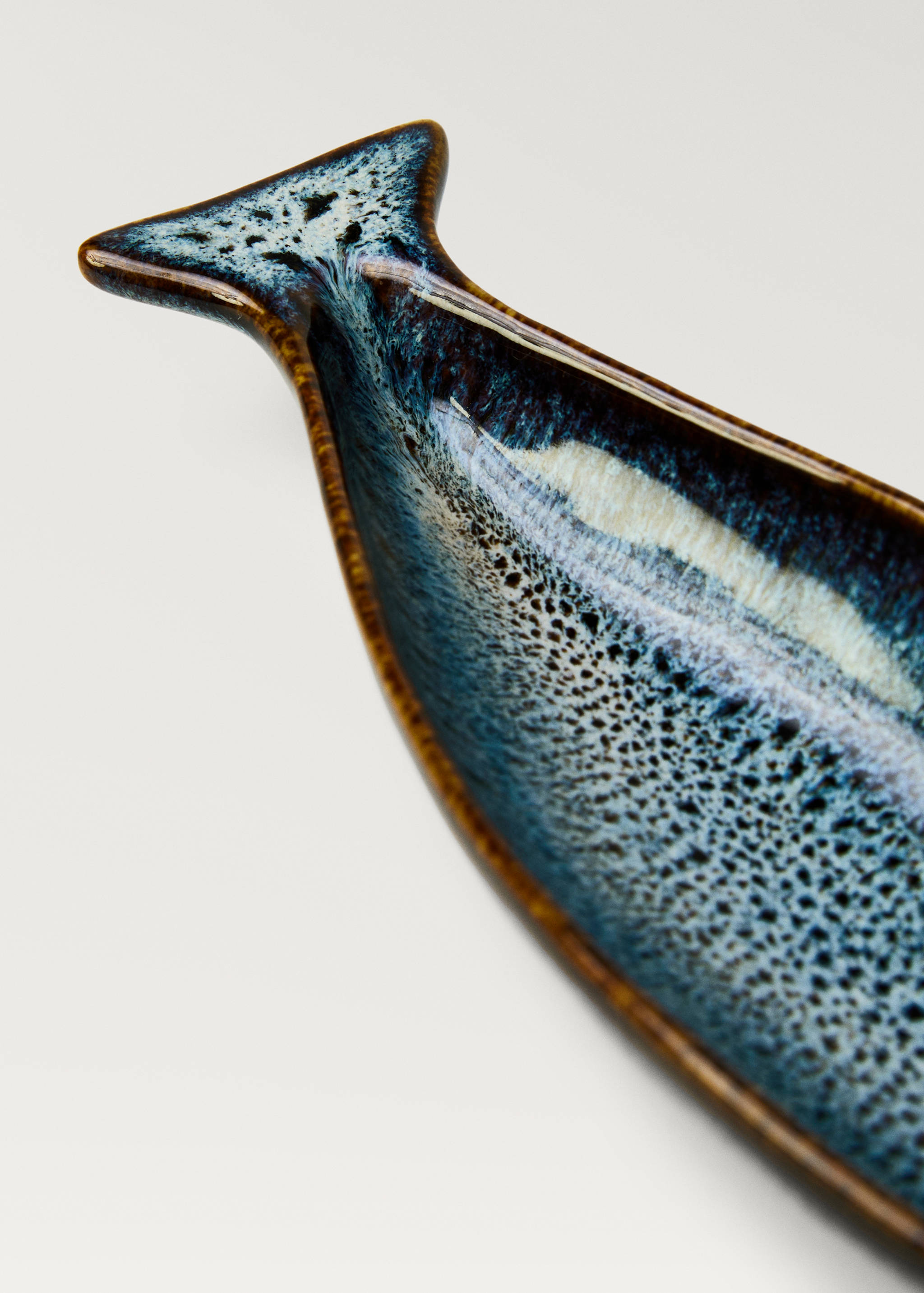 Petit plat sardine en grès - Détail de l'article 2